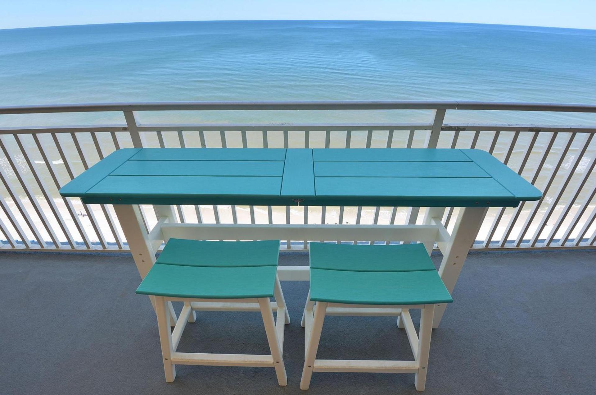 Beachfront Oasis at Splash Resort and Condos photo 41