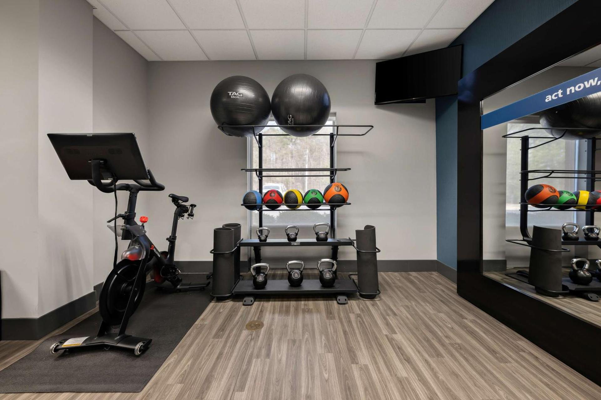 Hampton Inn Birmingham/Leeds photo 31