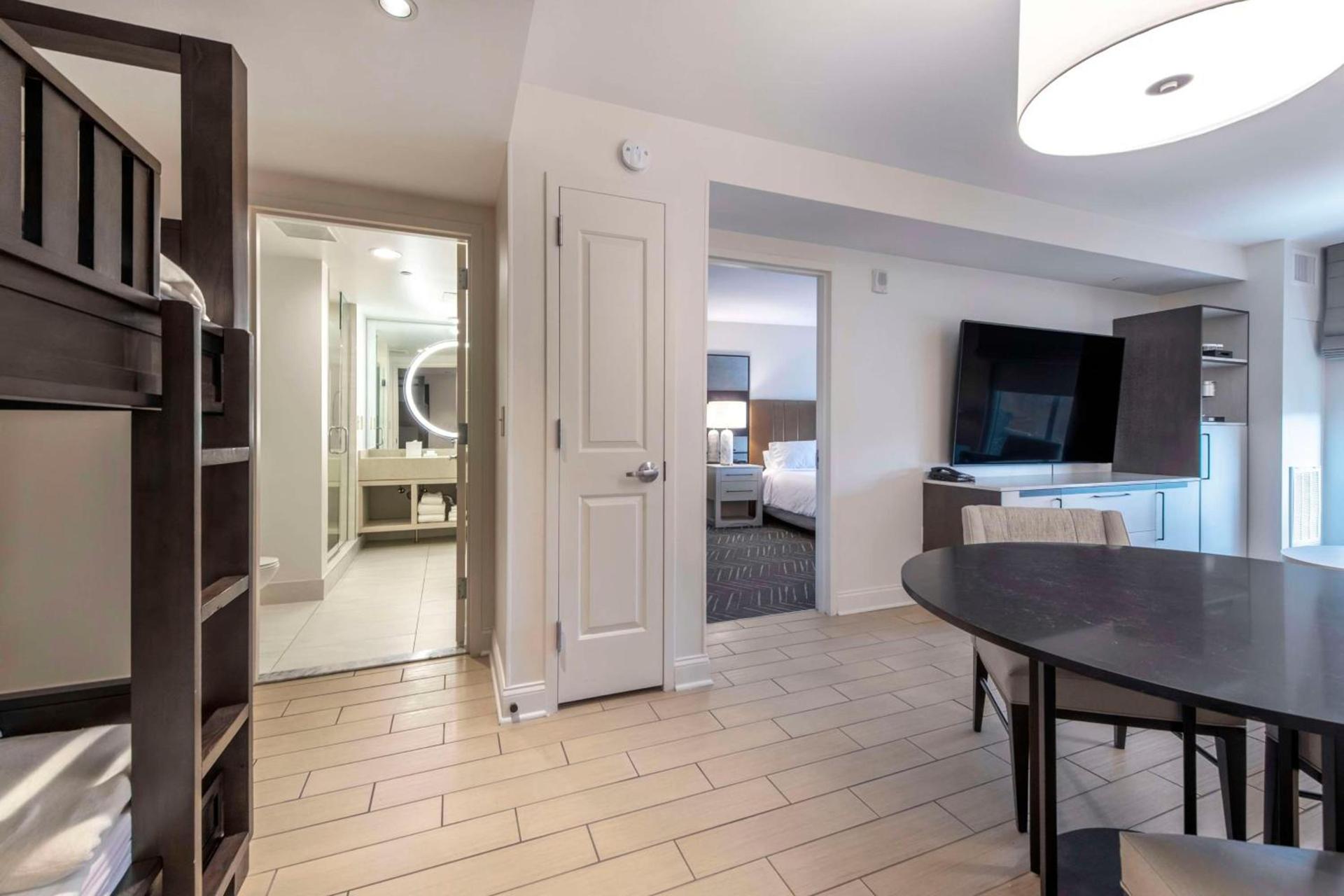 Embassy Suites by Hilton Raleigh Durham Airport Brier Creek photo 67