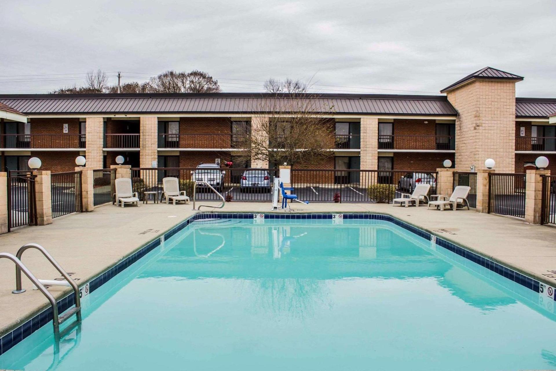 Quality Inn Kinston Hwy 70 photo 16