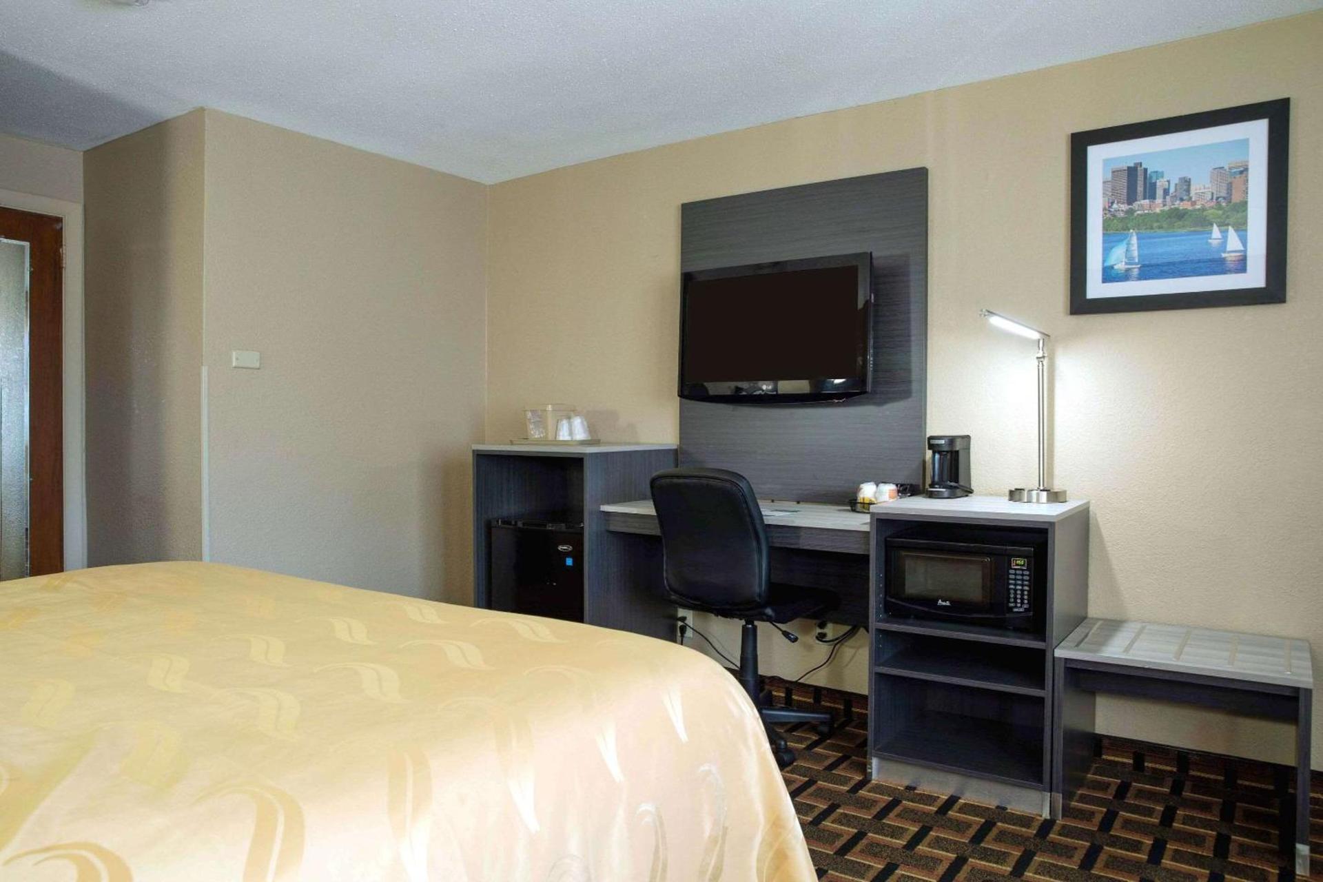 Quality Inn Raynham - Taunton photo 38