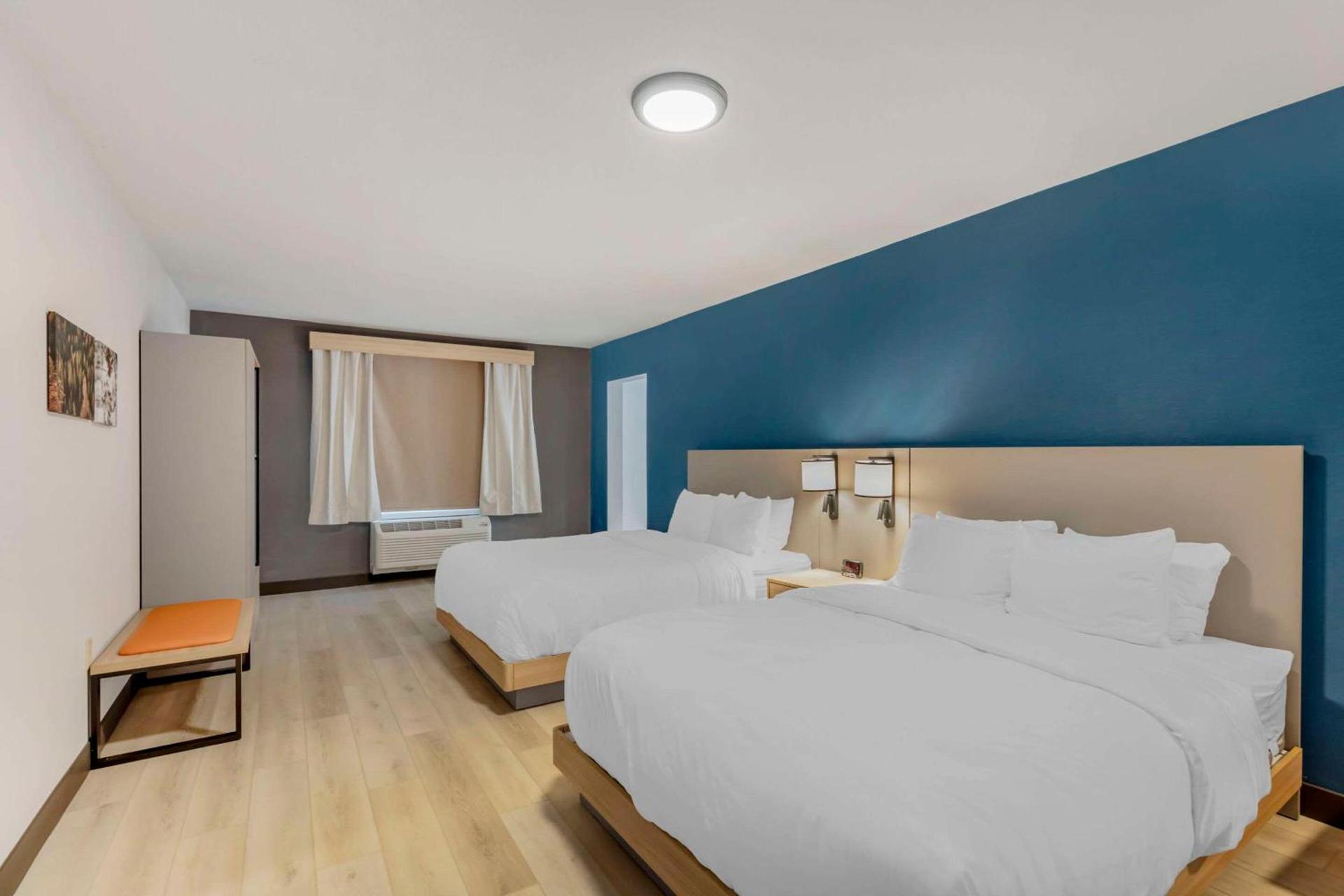 Comfort Suites Cheyenne photo 13
