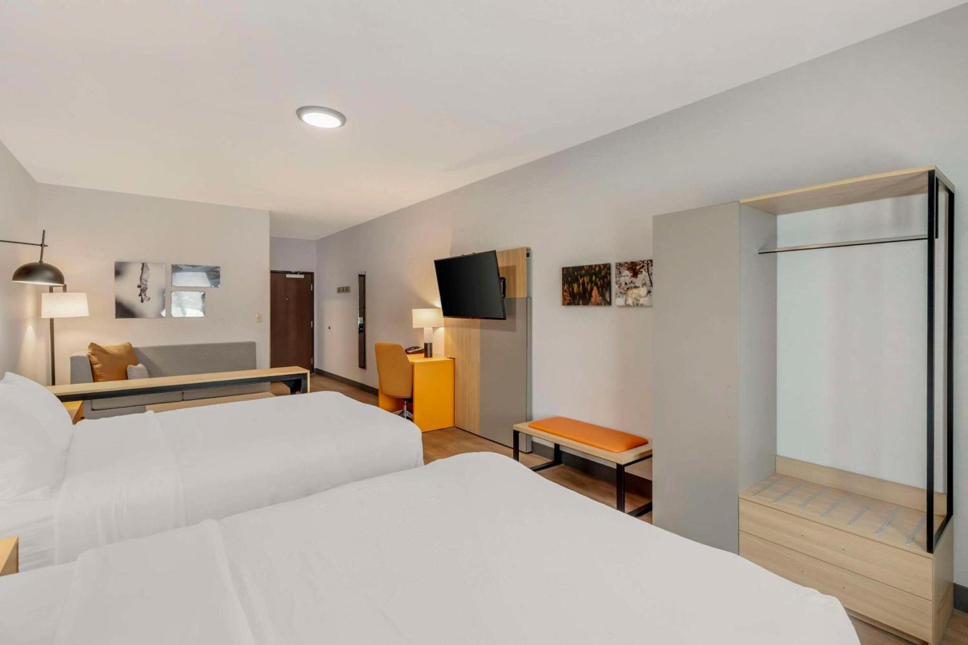 Comfort Suites Cheyenne photo 20
