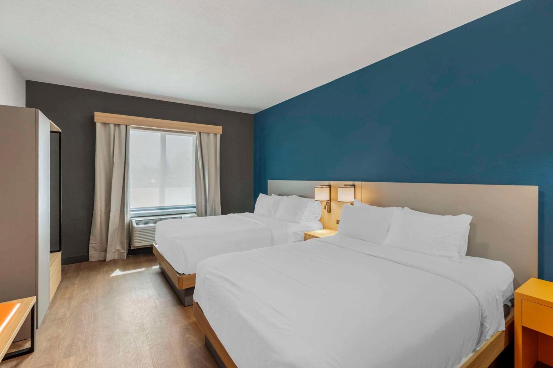 Comfort Suites Cheyenne photo 21