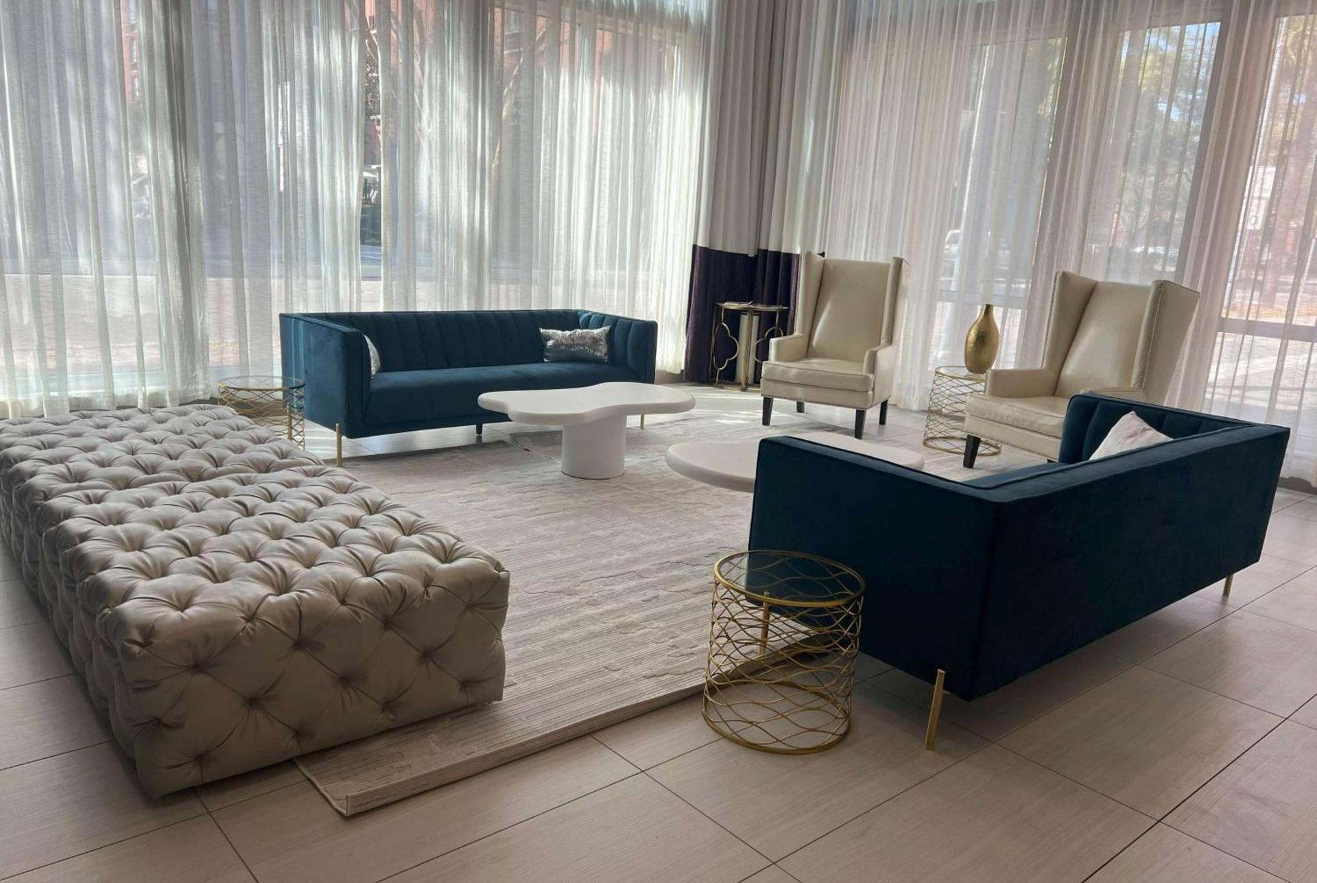 TRYP by Wyndham Savannah photo 2