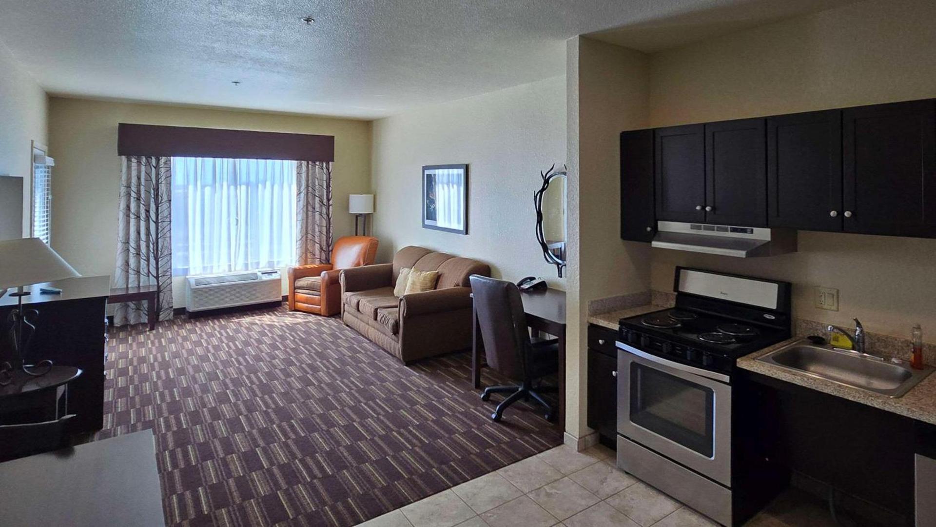 Comfort Inn & Suites Beeville photo 4
