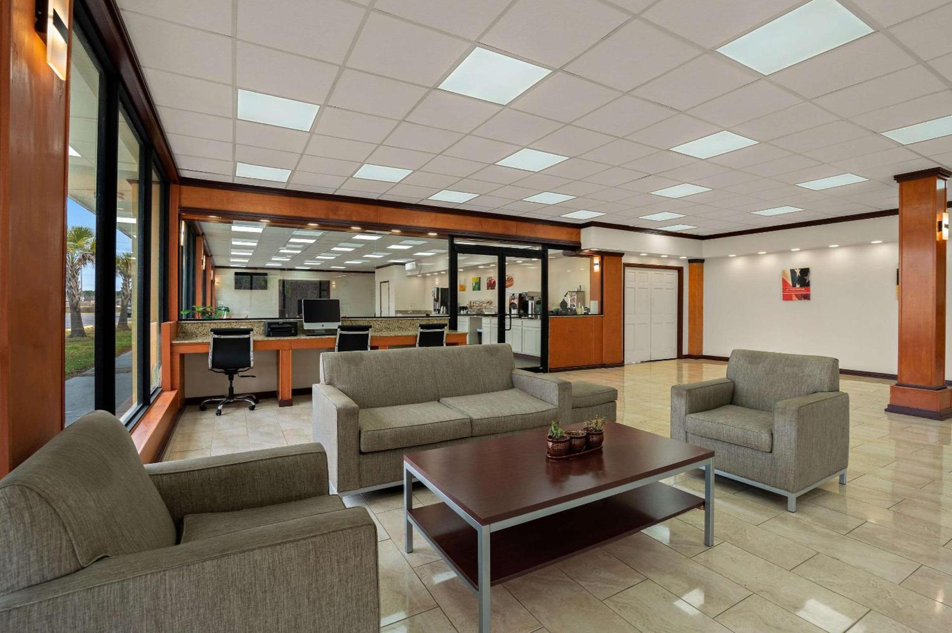 Quality Inn Yemassee - Point South I-95 photo 9