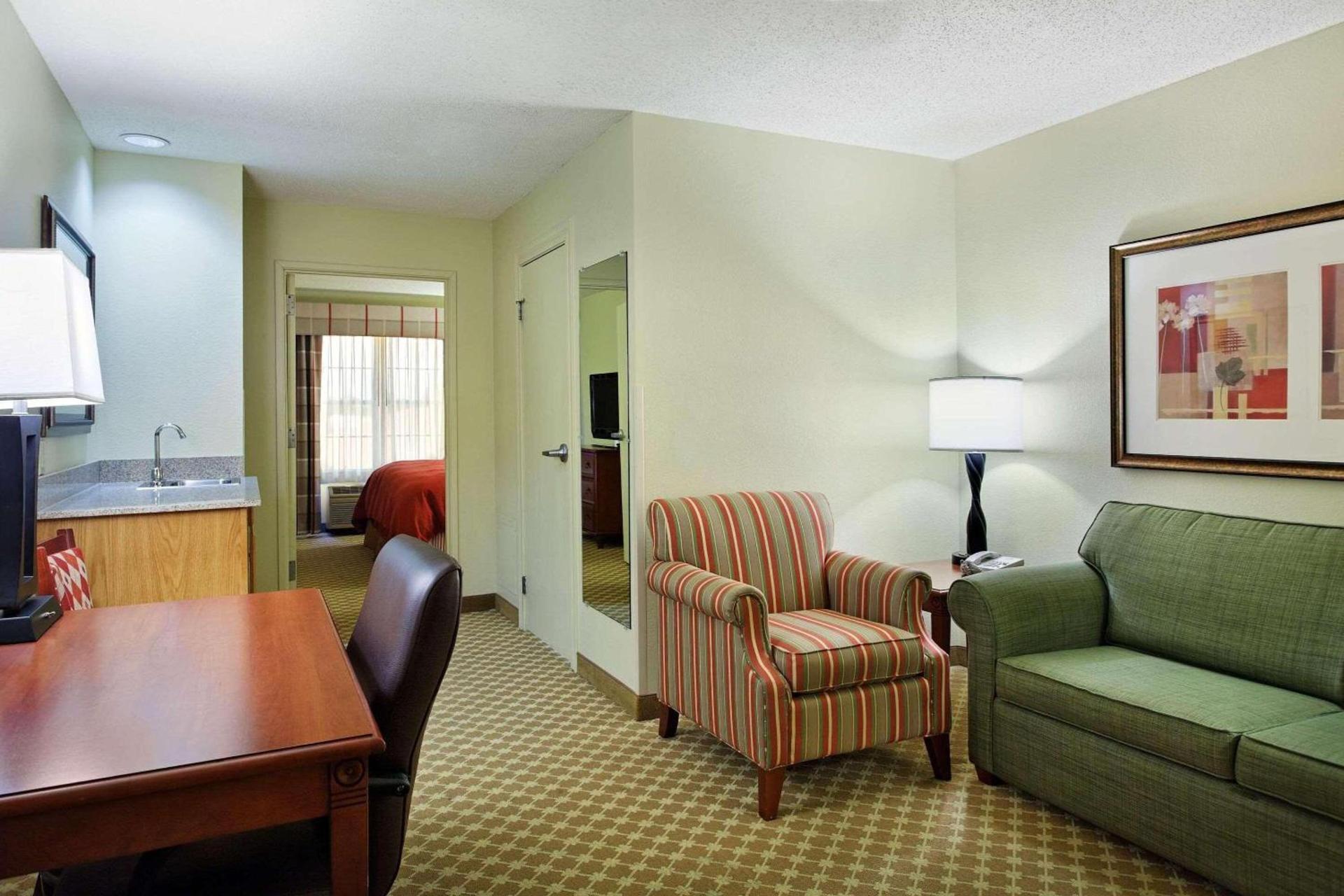 Country Inn & Suites by Radisson, Rock Falls, IL photo 46