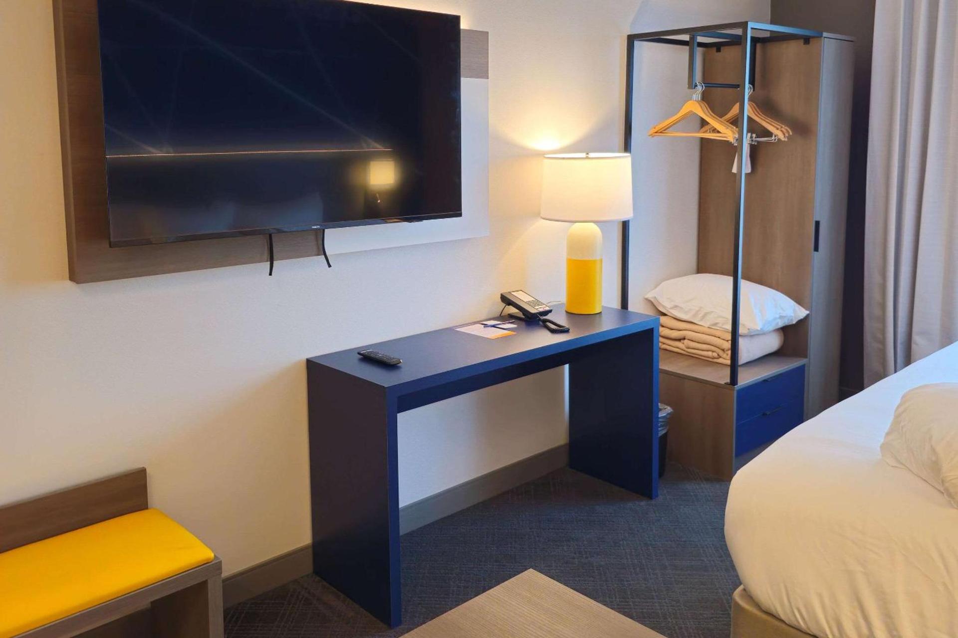 Comfort Inn & Suites at Sanford Sports Complex photo 22