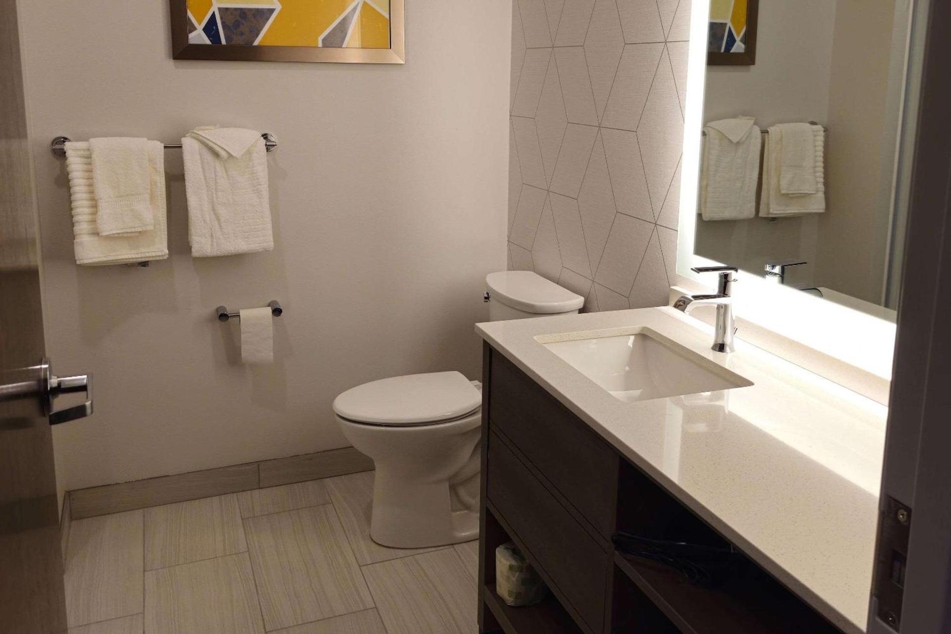 Comfort Inn & Suites at Sanford Sports Complex photo 24