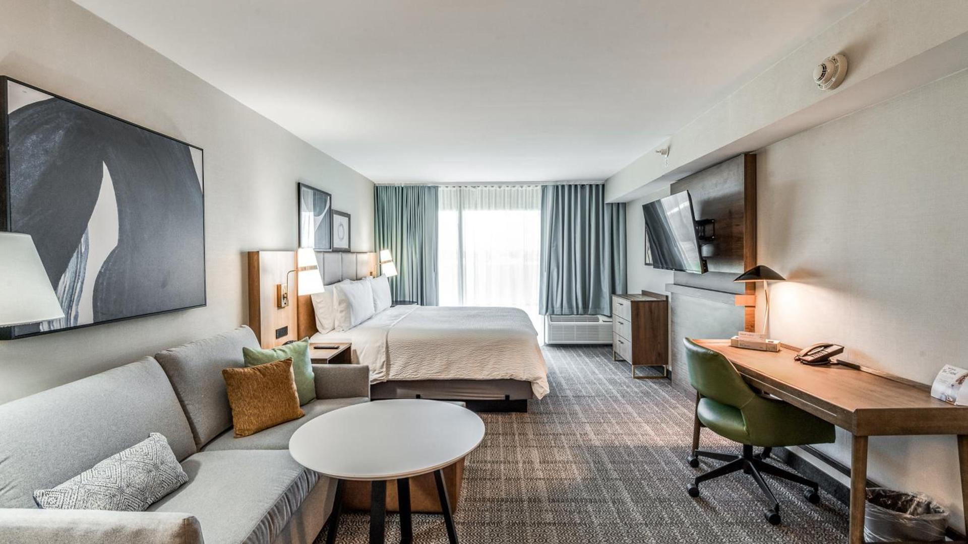 Staybridge Suites Dallas Market Ctr Love Field by IHG photo 95