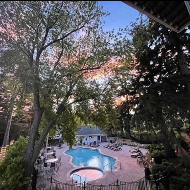 Victorian Inn Elkhart Lake photo 19