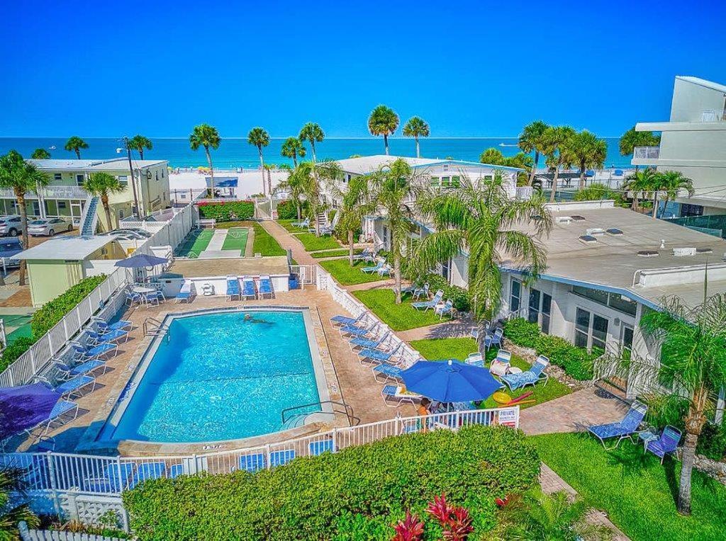 Sea Crest photo 3