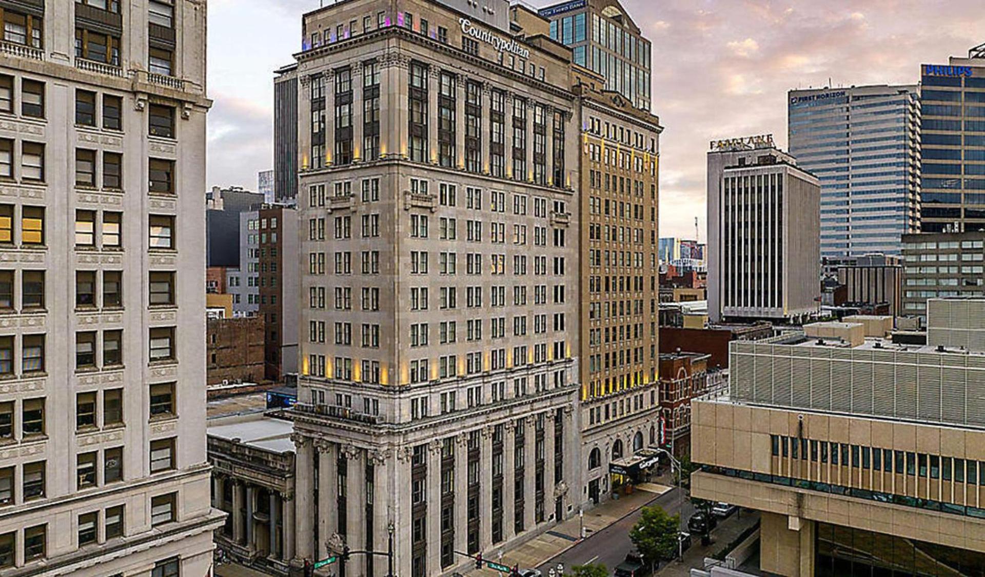 Bluegreen Downtown Nashville photo 11