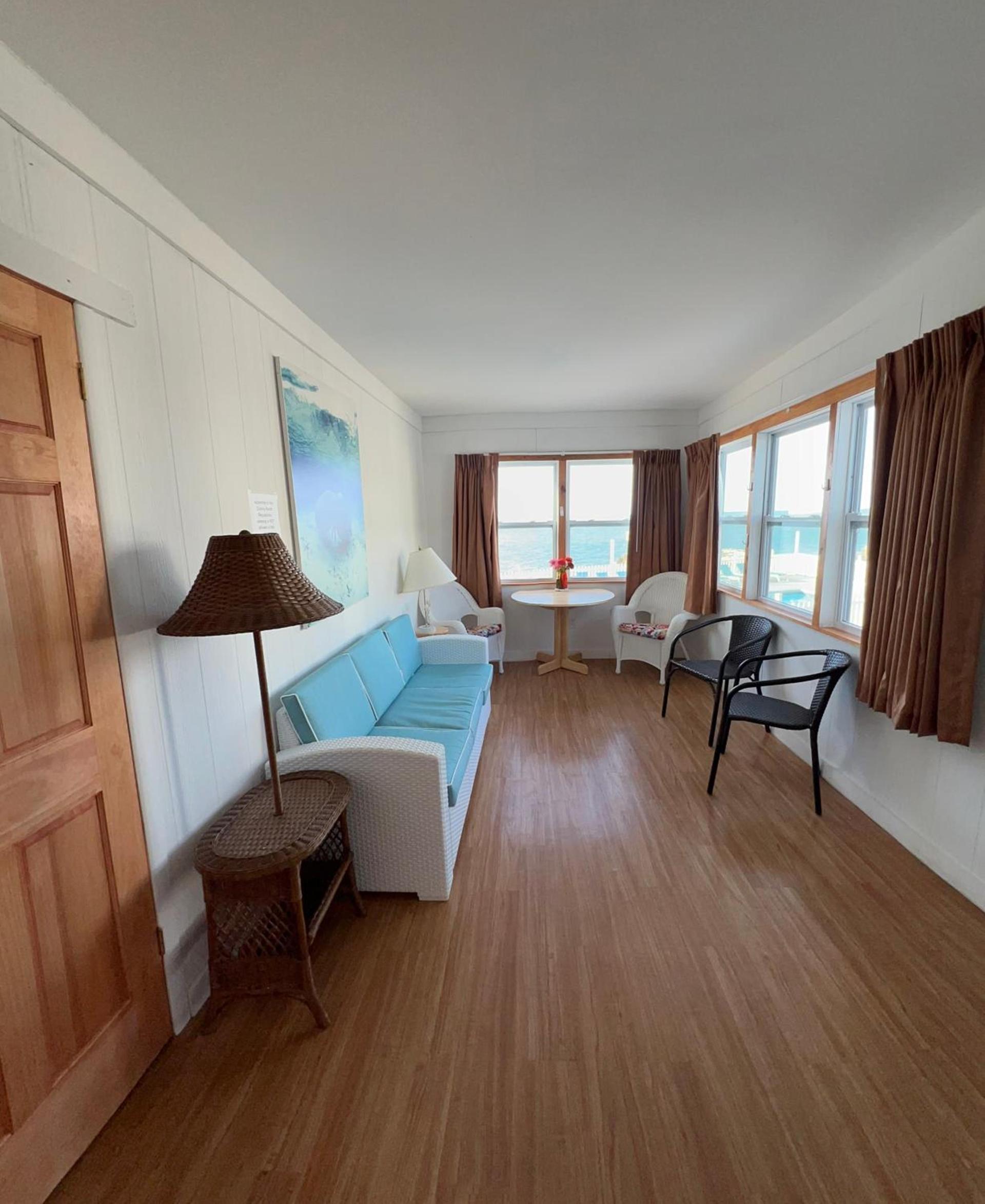 Buccaneer Quarters and Suites photo 7