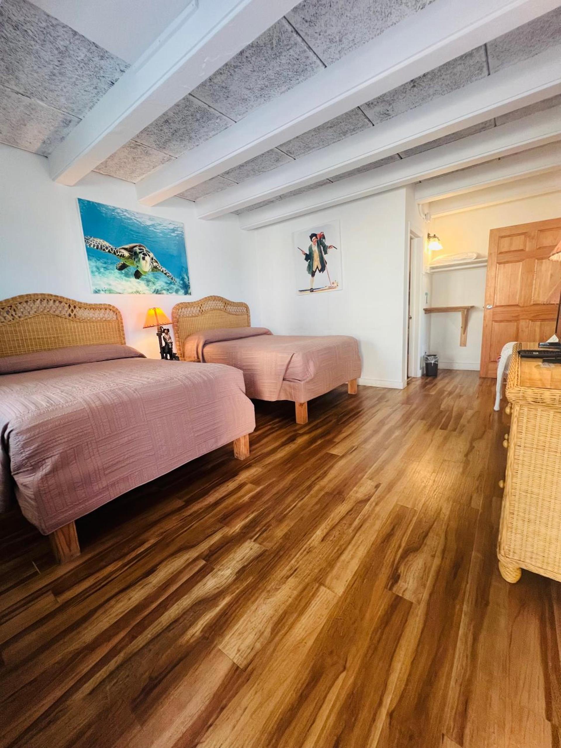 Buccaneer Quarters and Suites photo 12