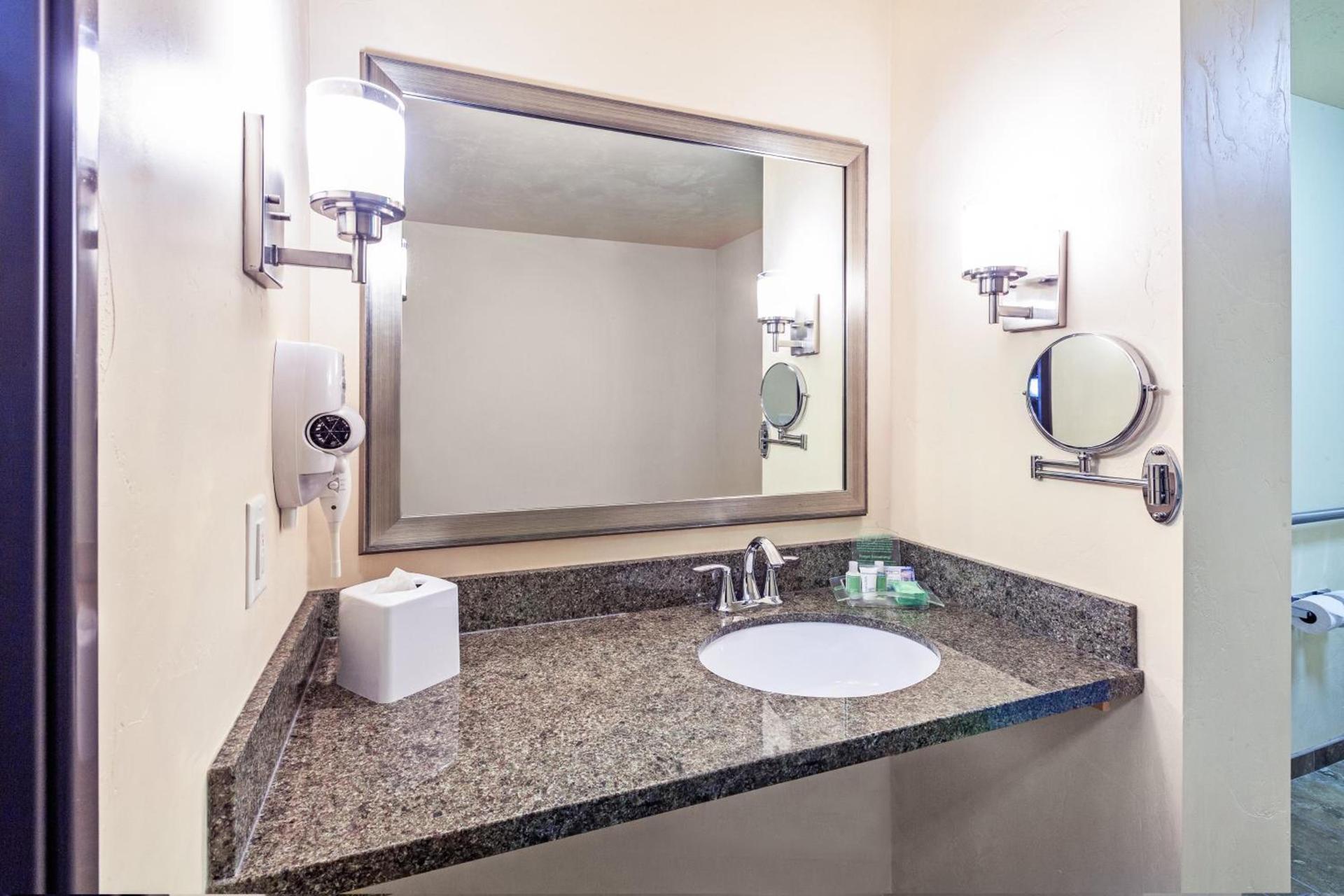 Holiday Inn & Suites Durango Downtown by IHG photo 32