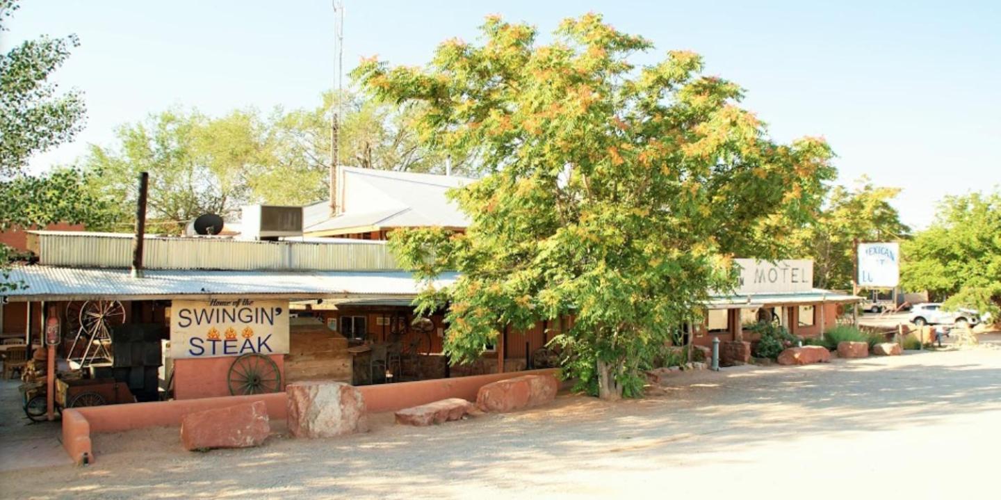 Mexican Hat Lodge photo 2