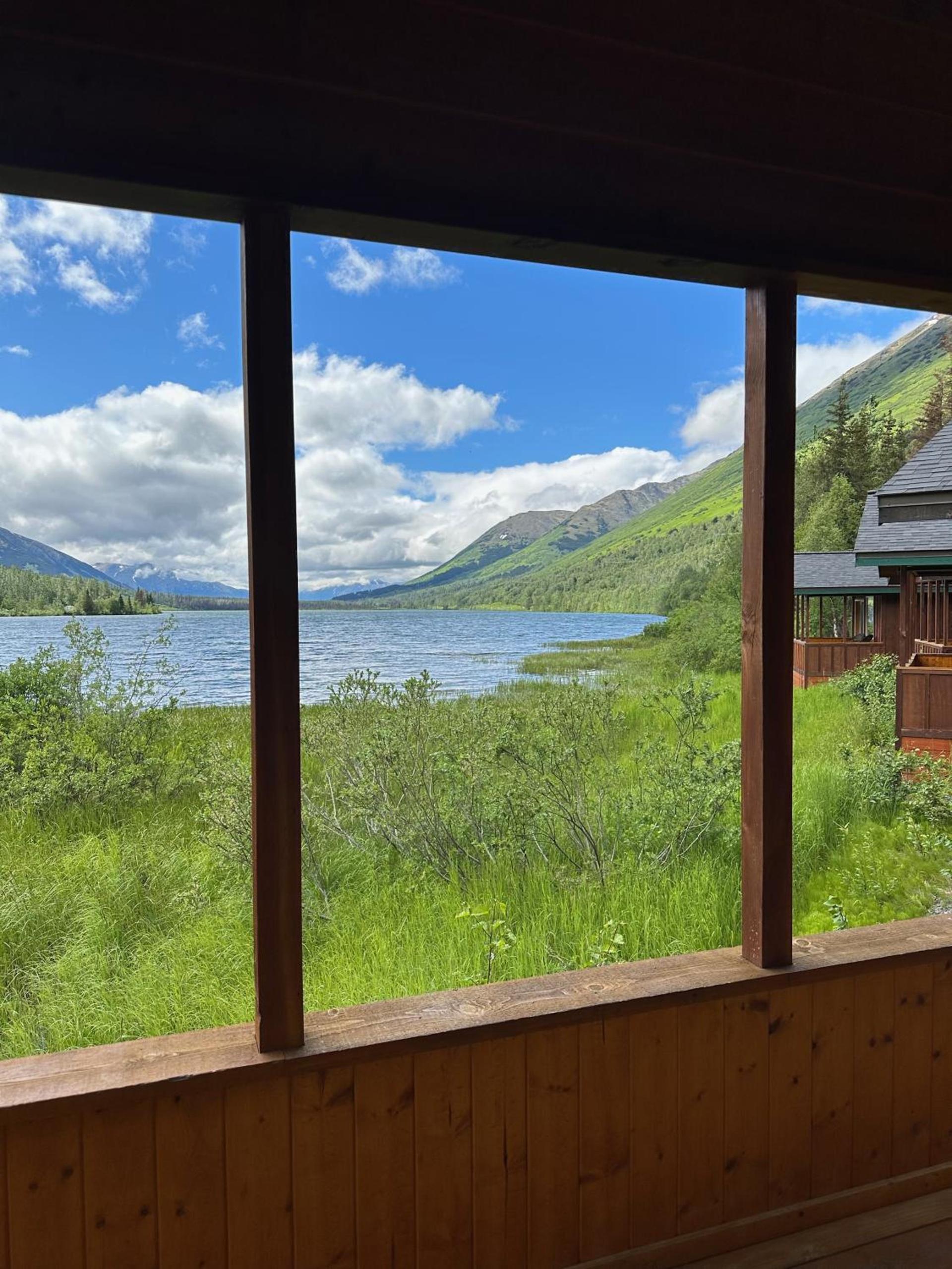 Summit Lake Lodge photo 17