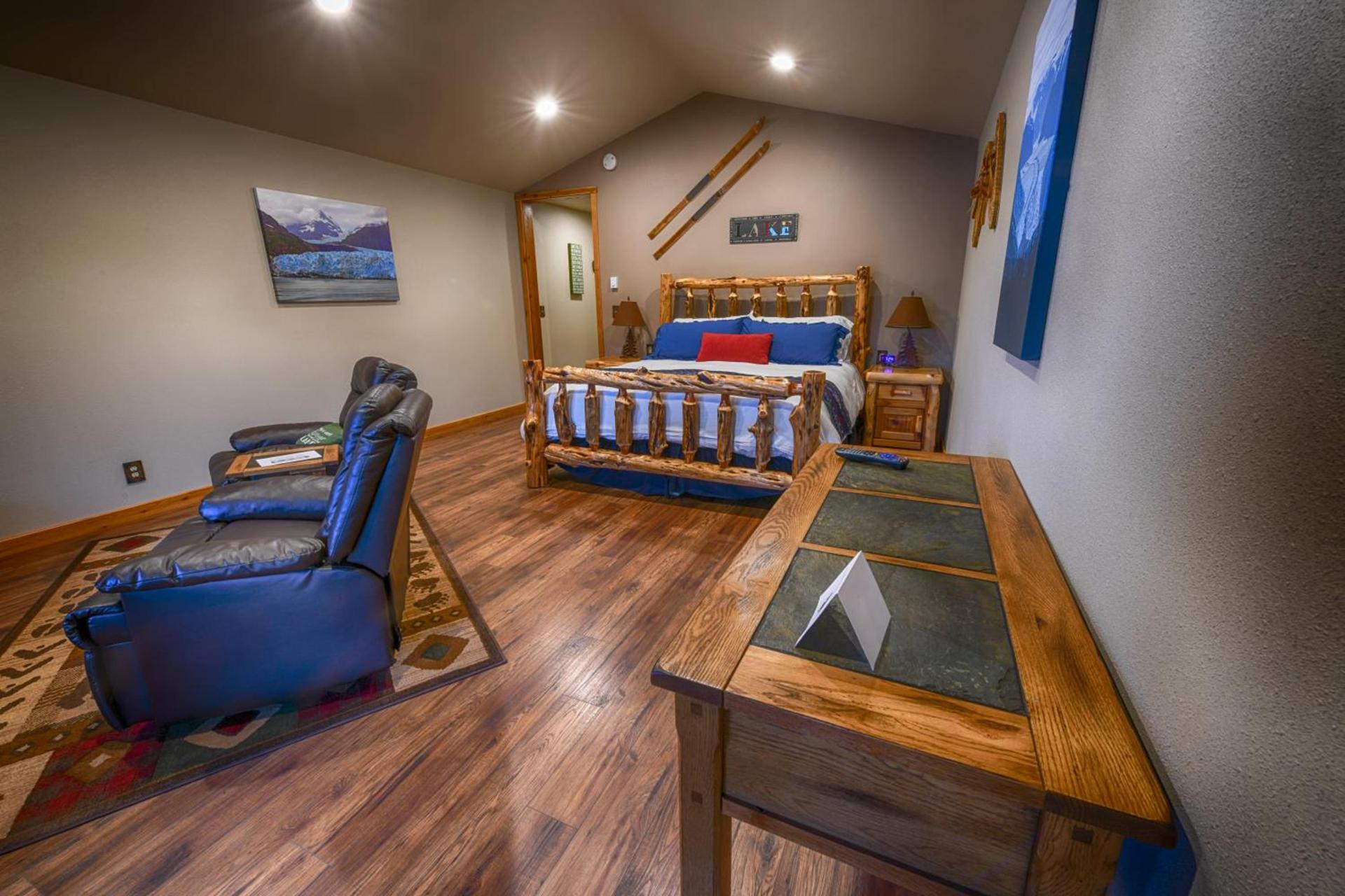 Summit Lake Lodge photo 28