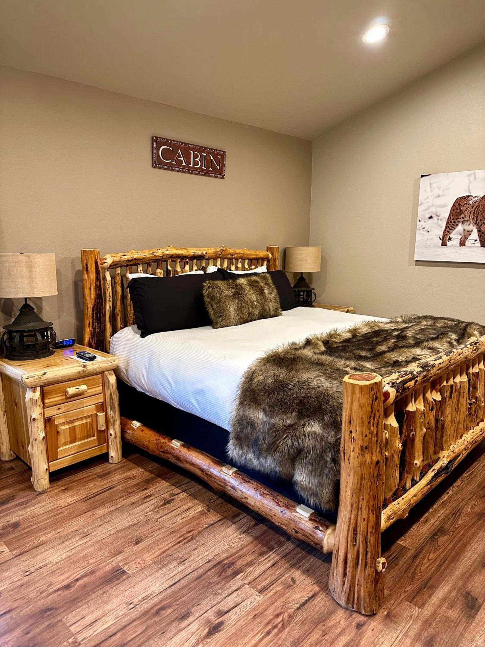 Summit Lake Lodge photo 34
