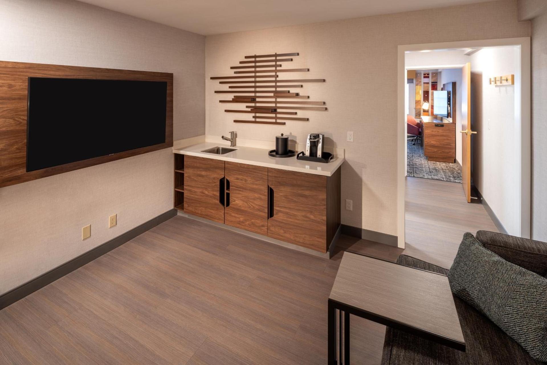 Hampton Inn Pullman photo 27