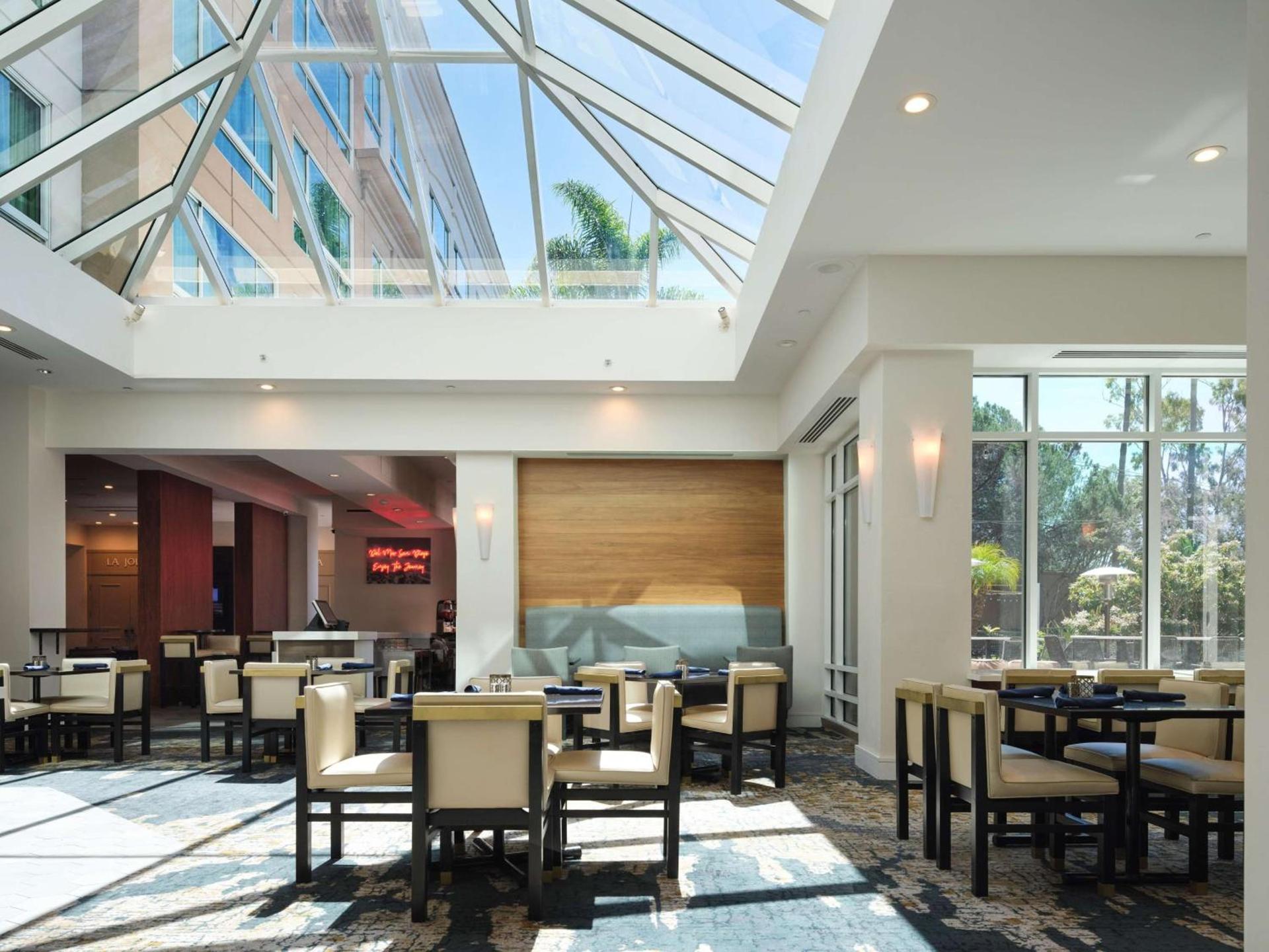 DoubleTree by Hilton San Diego Del Mar photo 16