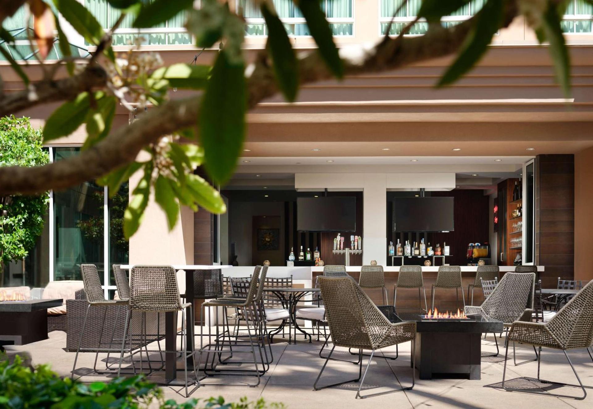 DoubleTree by Hilton San Diego Del Mar photo 43