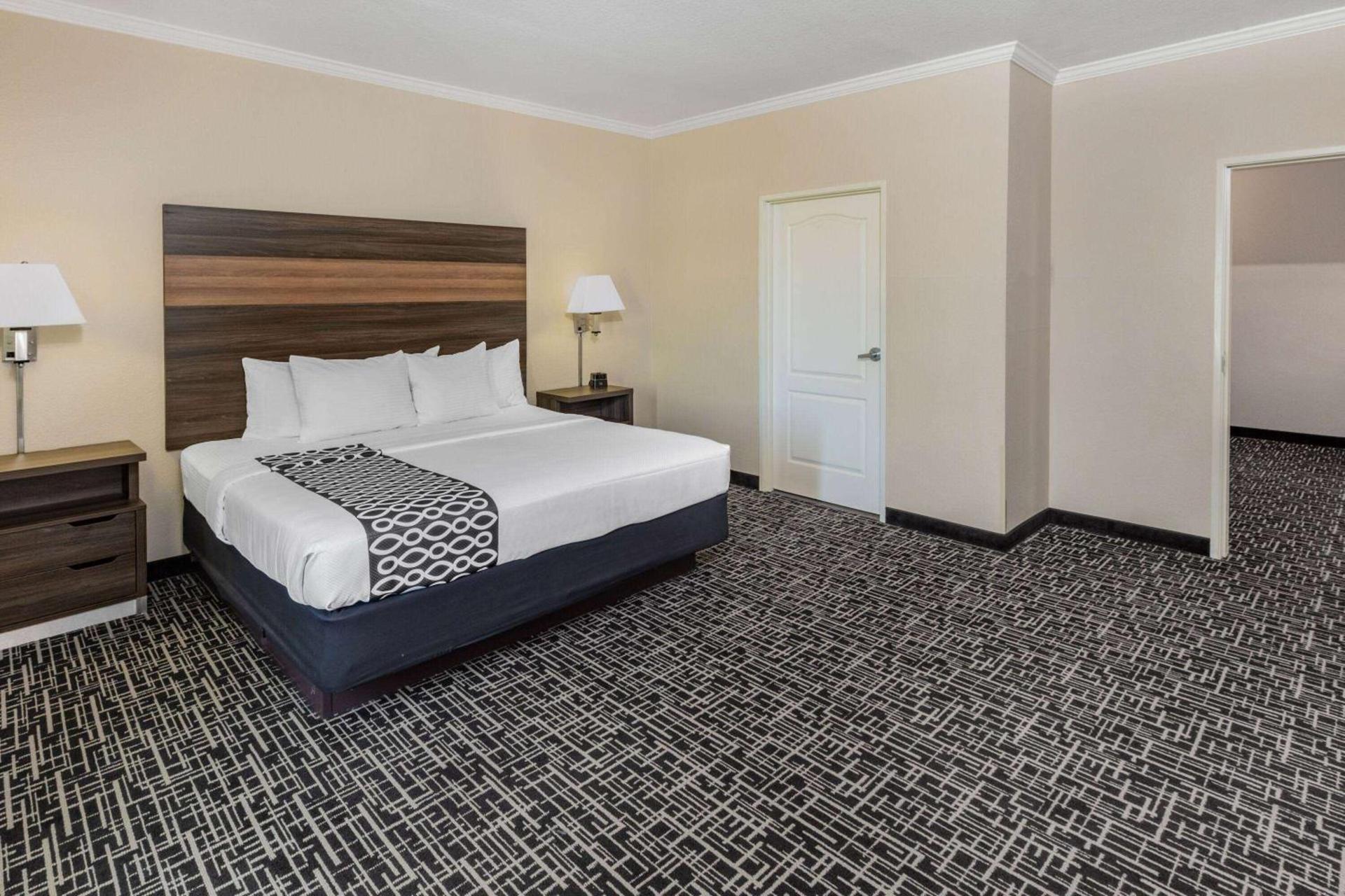 La Quinta by Wyndham Garland Harbor Point photo 35