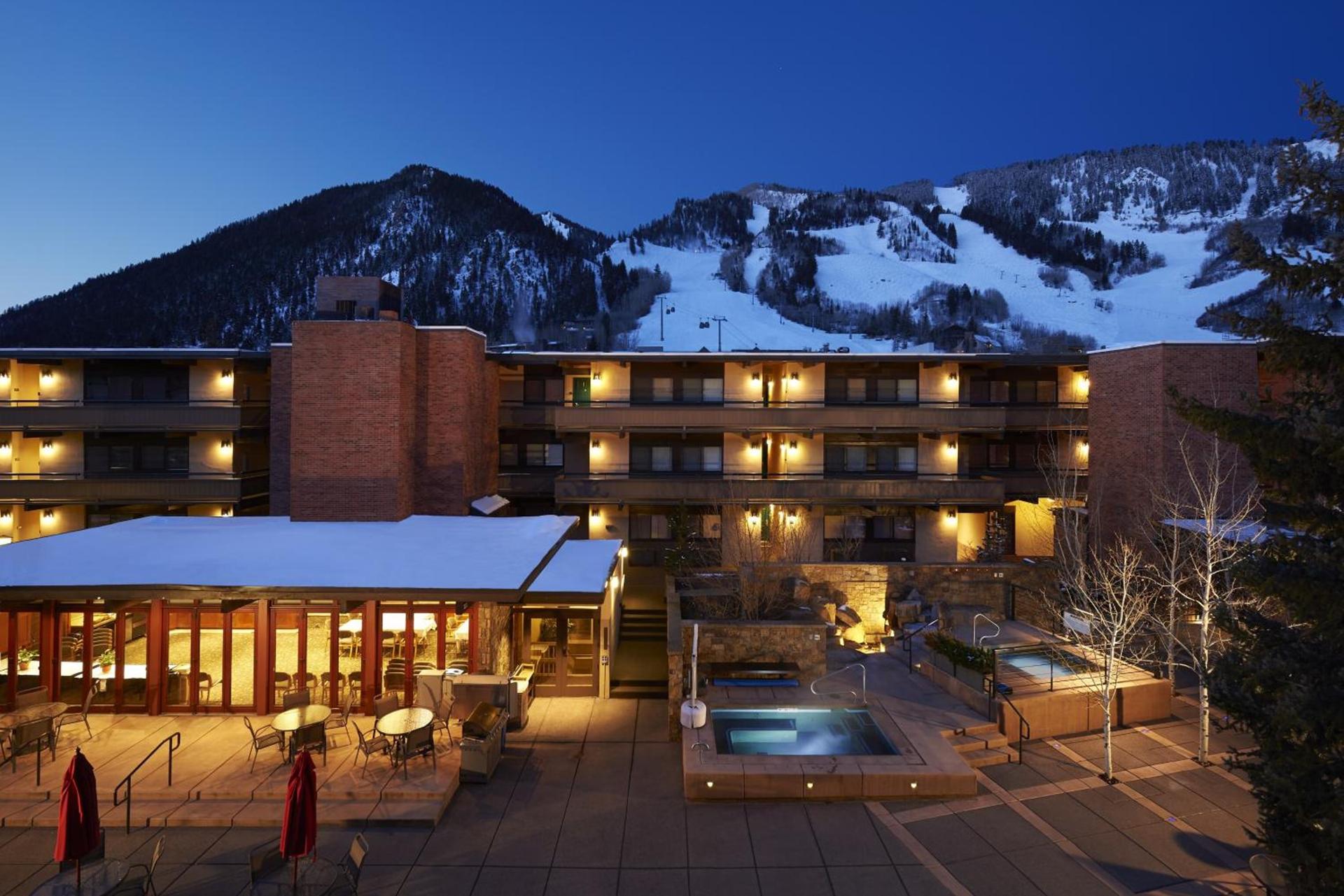 Aspen Square Condominium Hotel photo 71