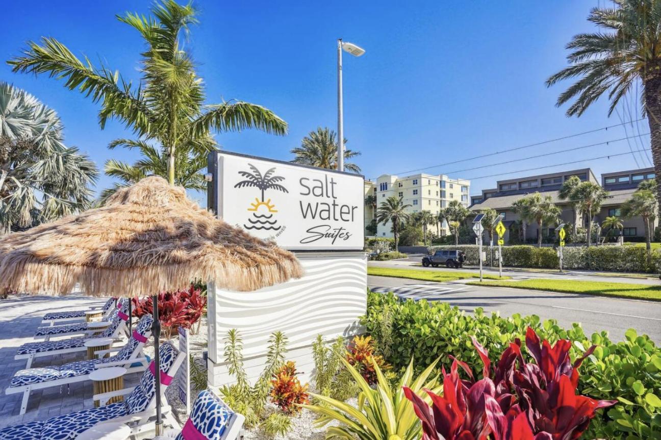 Salt Water Suites photo 20