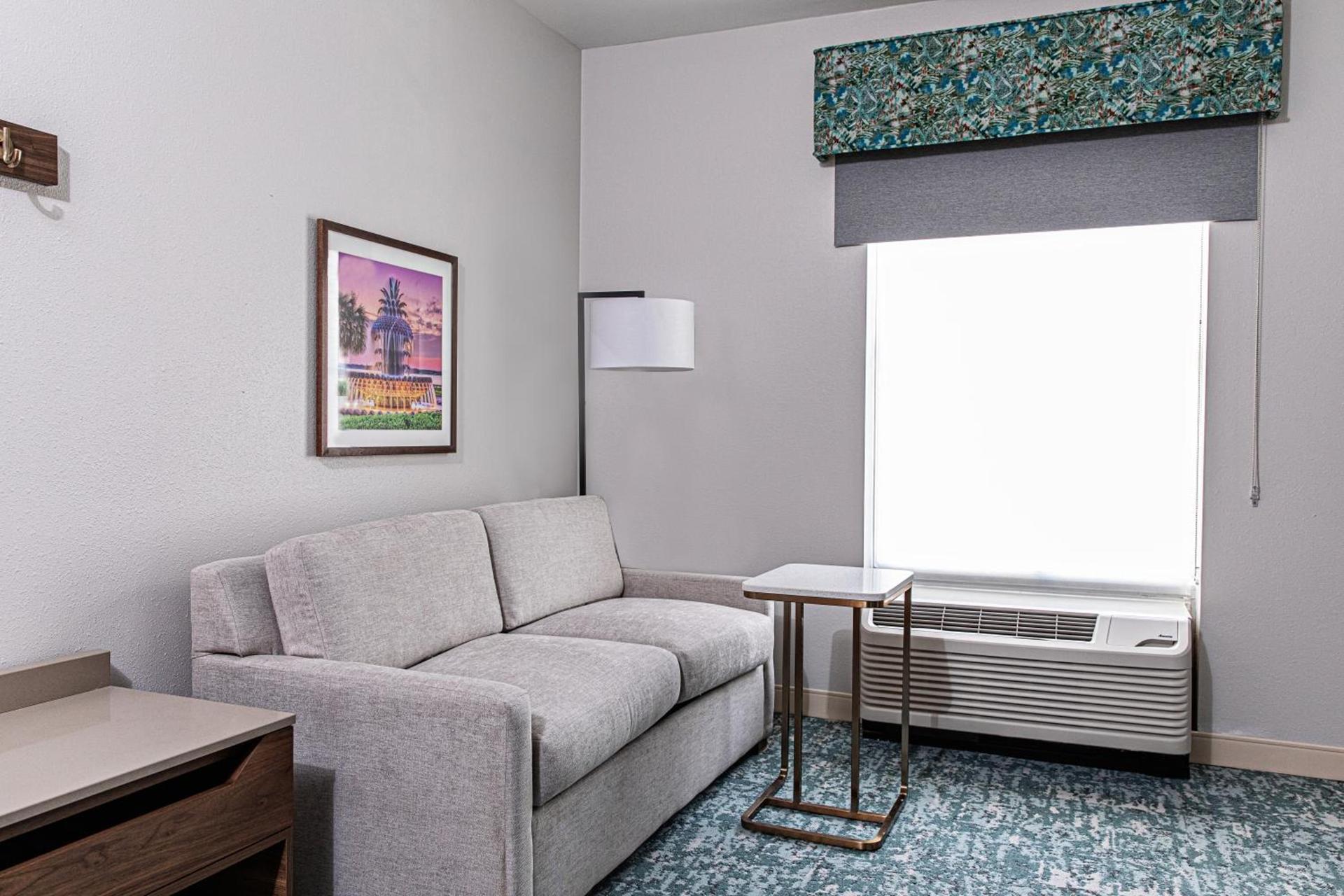 Hampton Inn & Suites Charleston-West Ashley photo 66