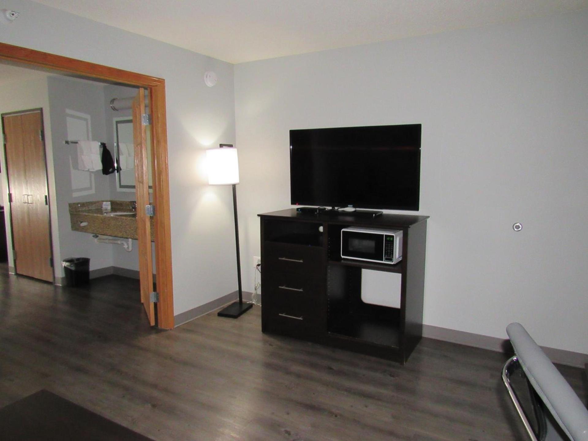 AmericInn by Wyndham Lincoln South photo 26