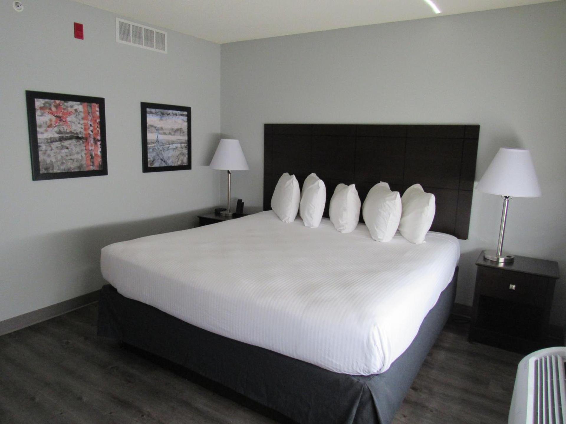 AmericInn by Wyndham Lincoln South photo 16