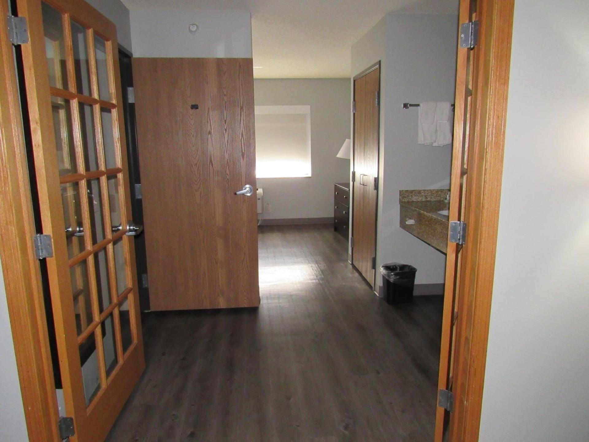 AmericInn by Wyndham Lincoln South photo 32