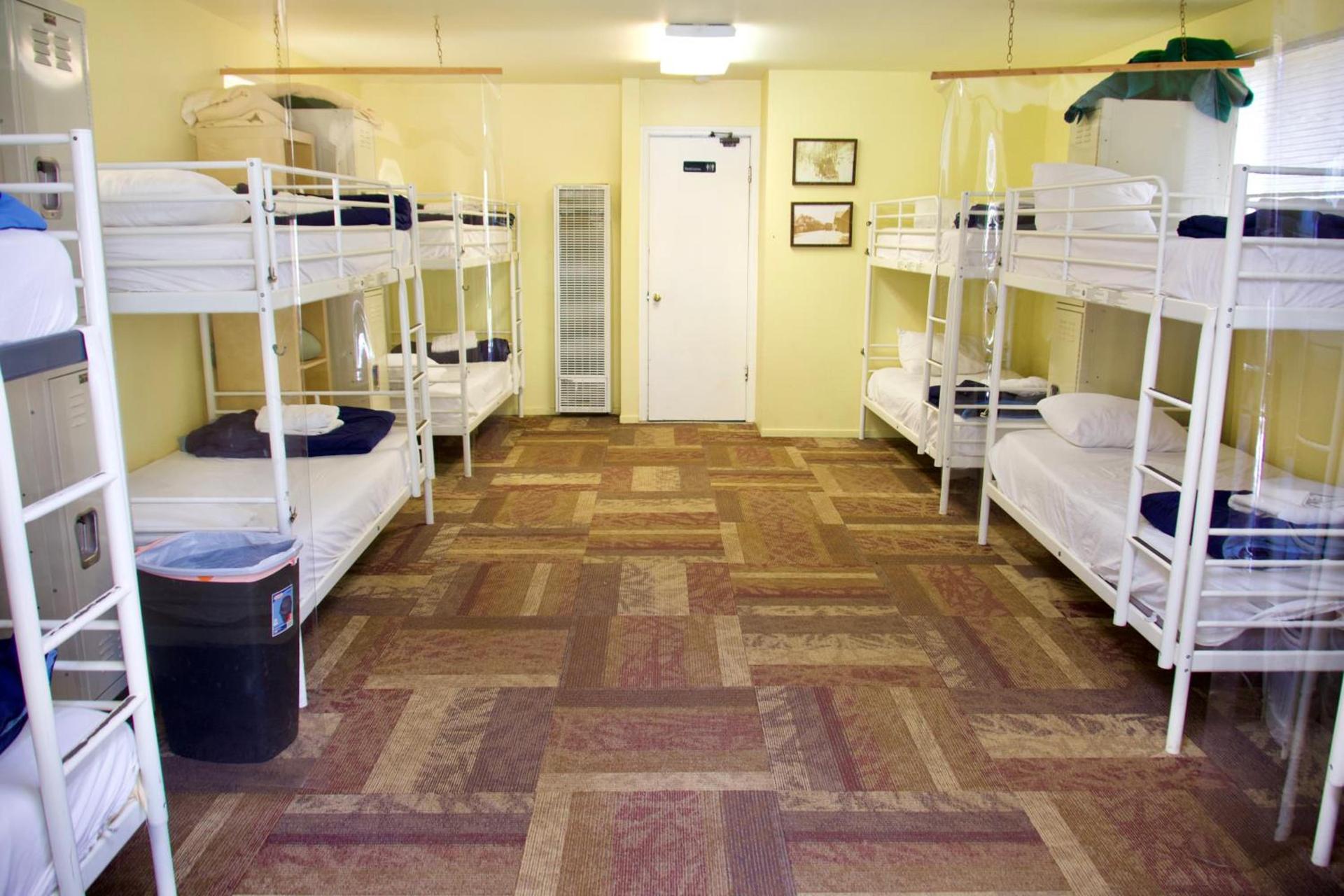 Yosemite Bug Rustic Mountain Resort photo 49