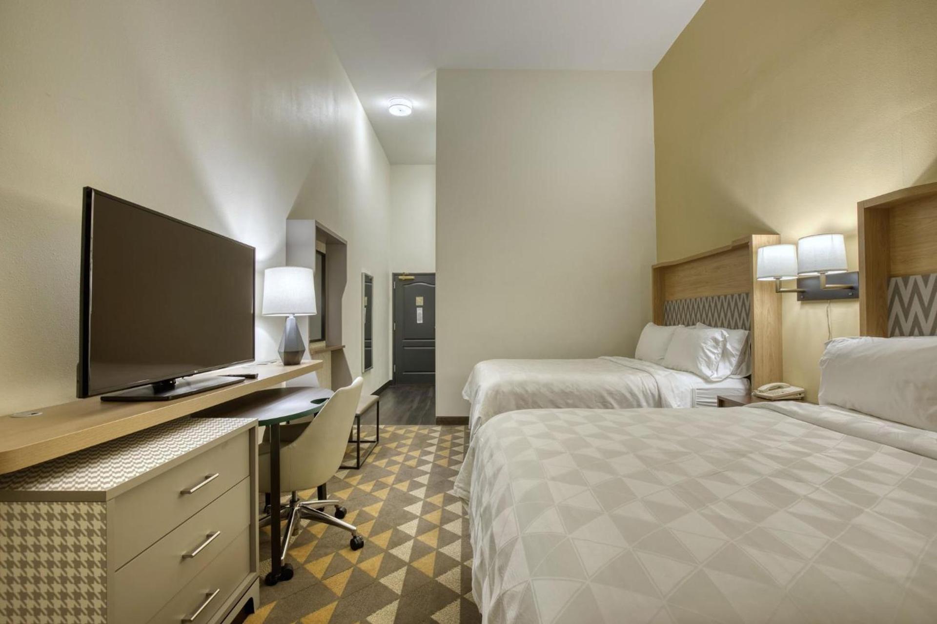 Holiday Inn Hotel & Suites Madison West - Middleton by IHG photo 87