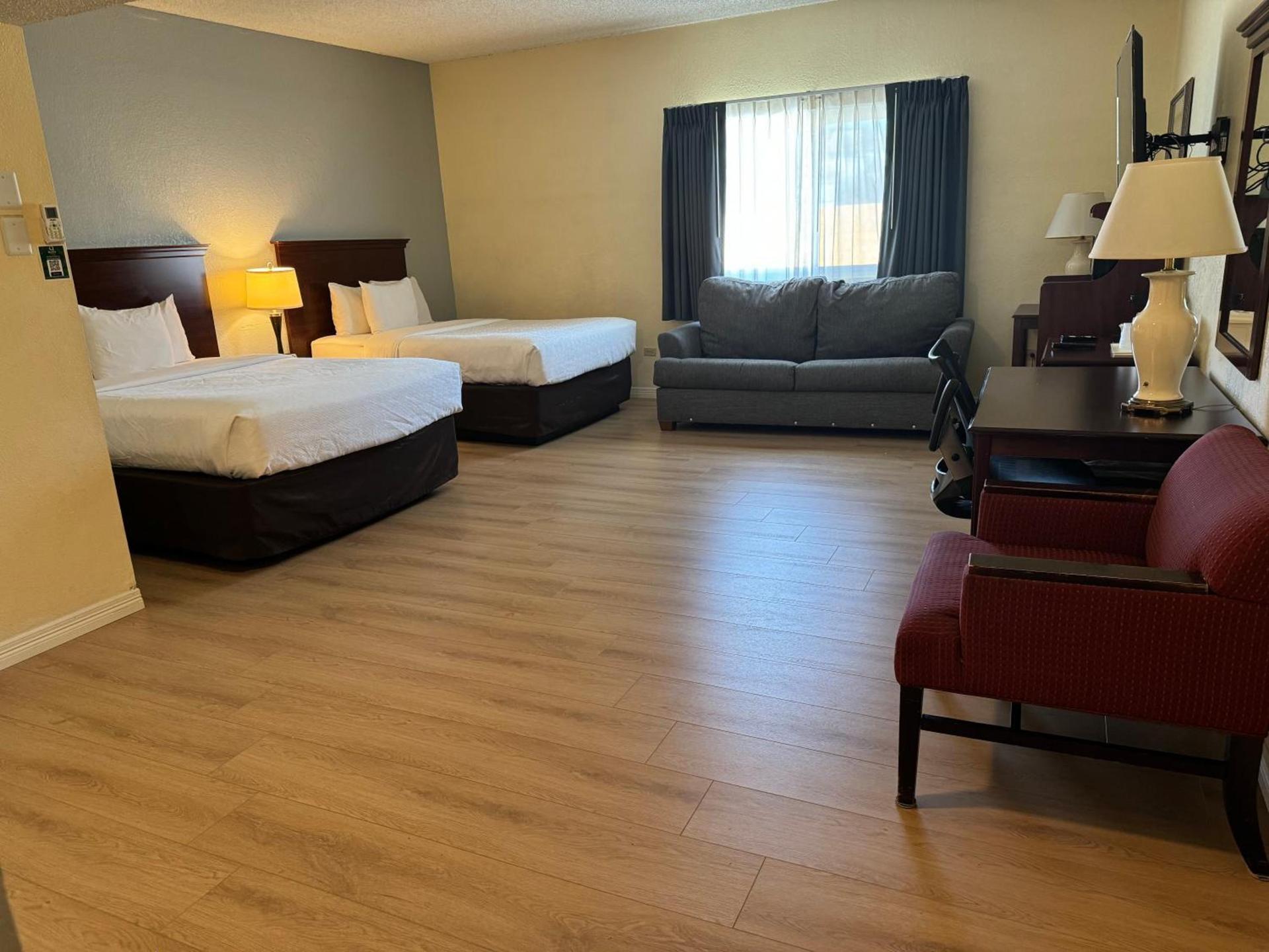 Hotel Americana photo 5