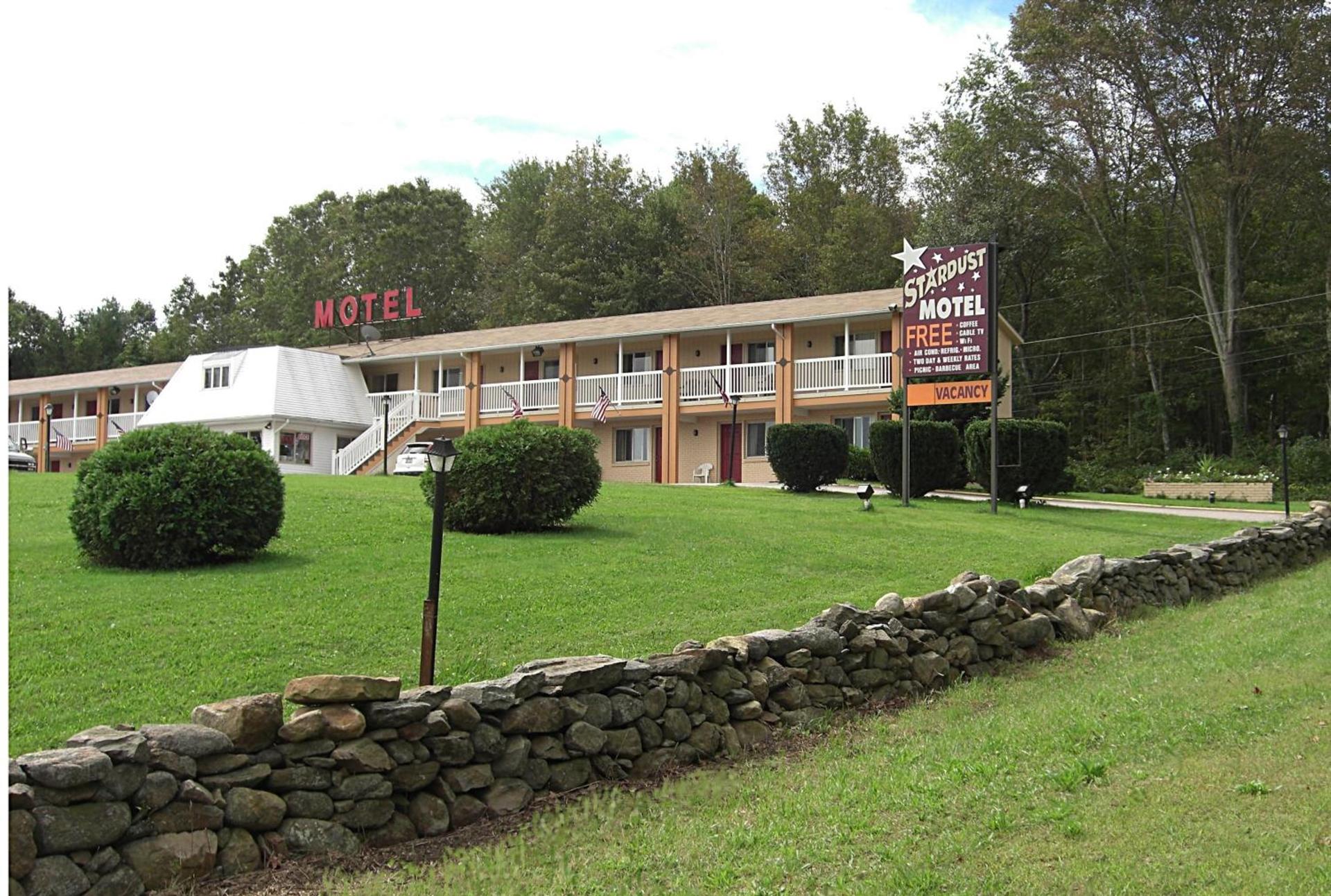 Stardust Motel photo 4