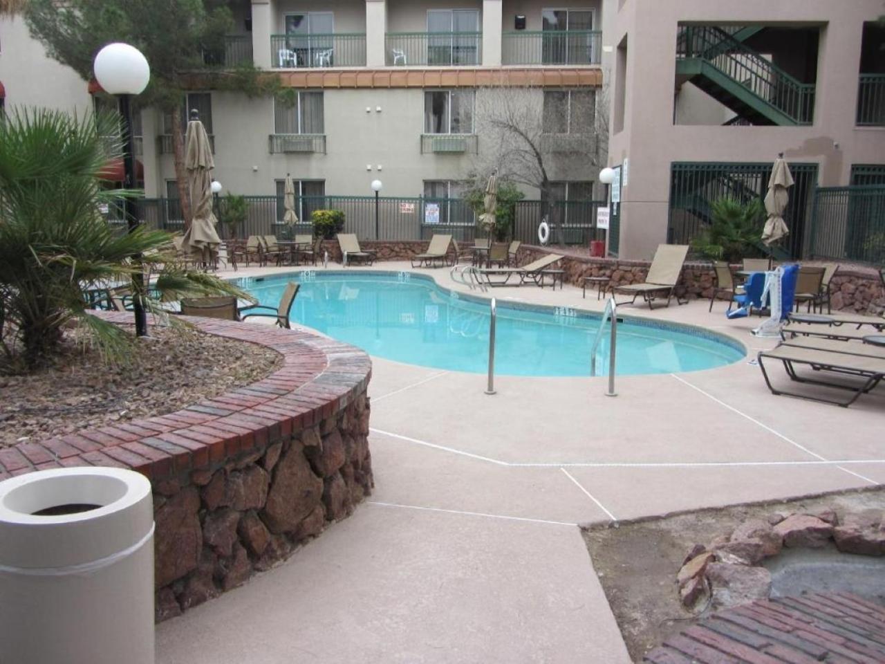 Hawthorn Extended Stay by Wyndham El Paso photo 43