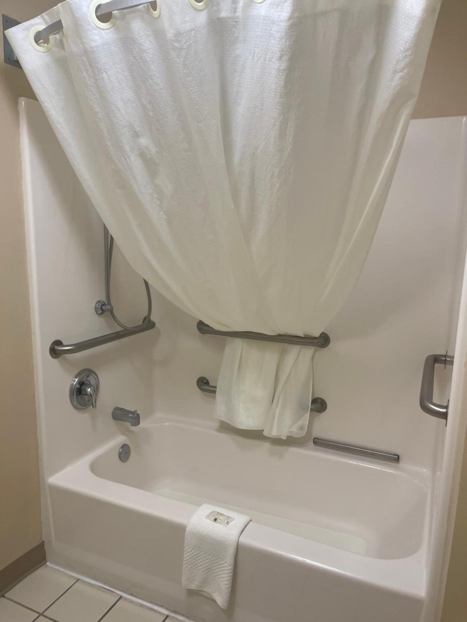 Quality Inn Palm Bay - Melbourne I-95 photo 34