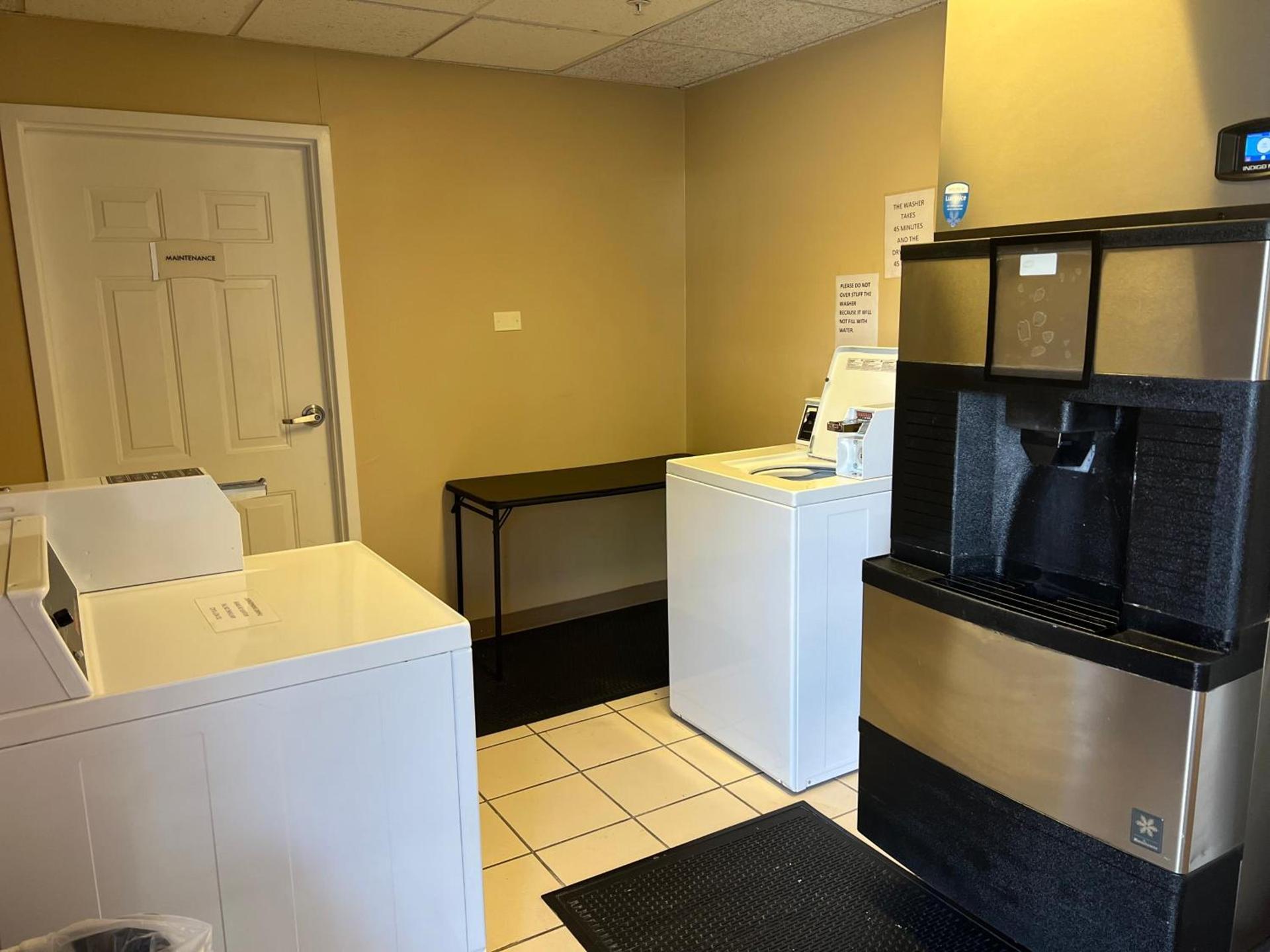 Quality Inn Palm Bay - Melbourne I-95 photo 33