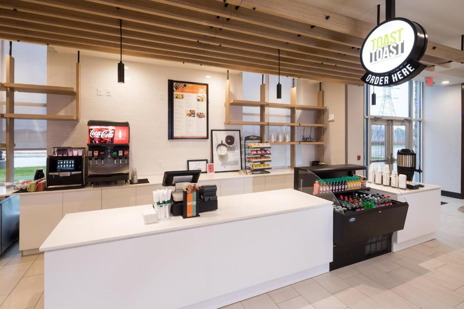 Holiday Inn & Suites Detroit - Troy by IHG photo 58