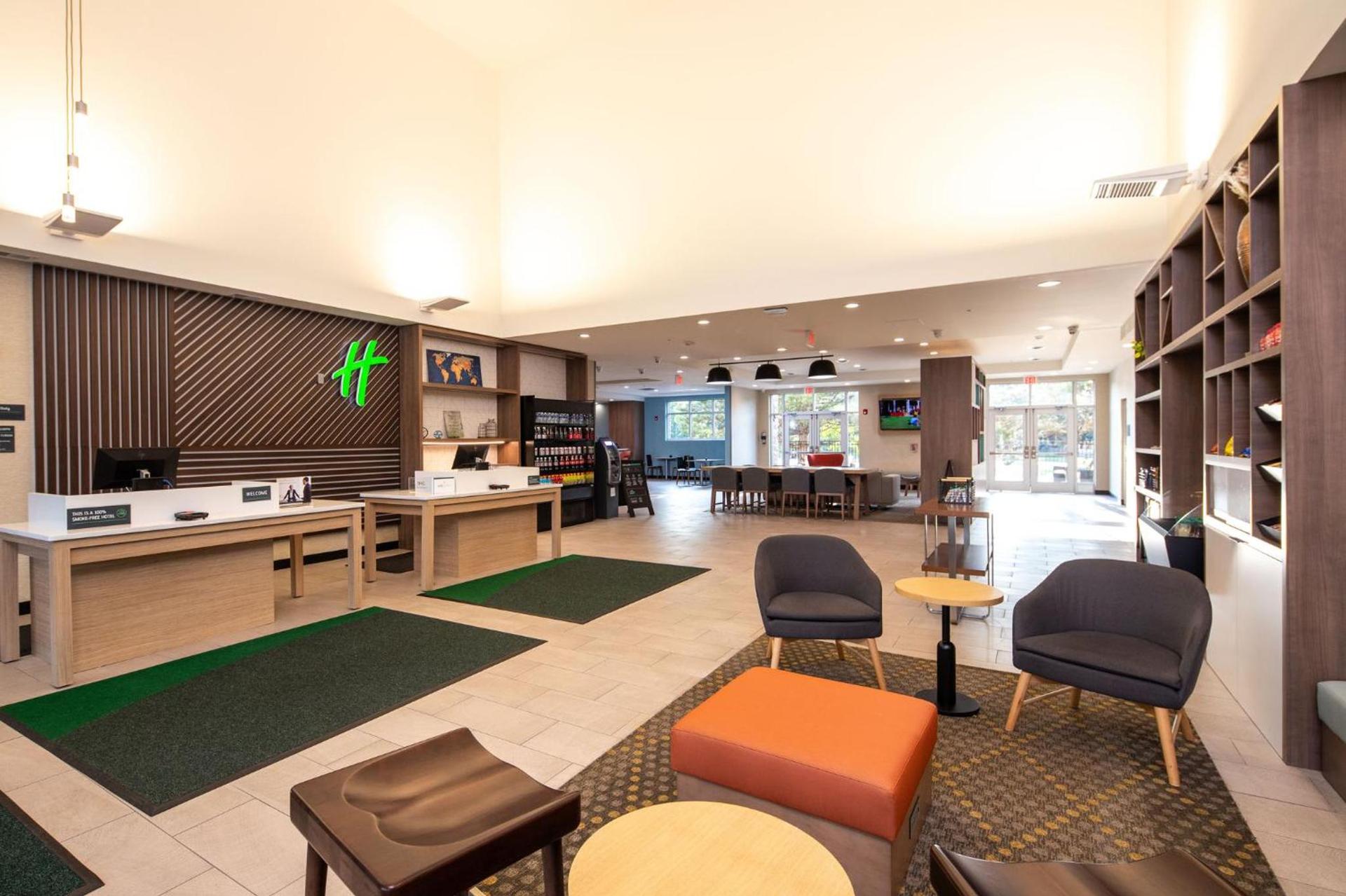 Holiday Inn & Suites Detroit - Troy by IHG photo 98