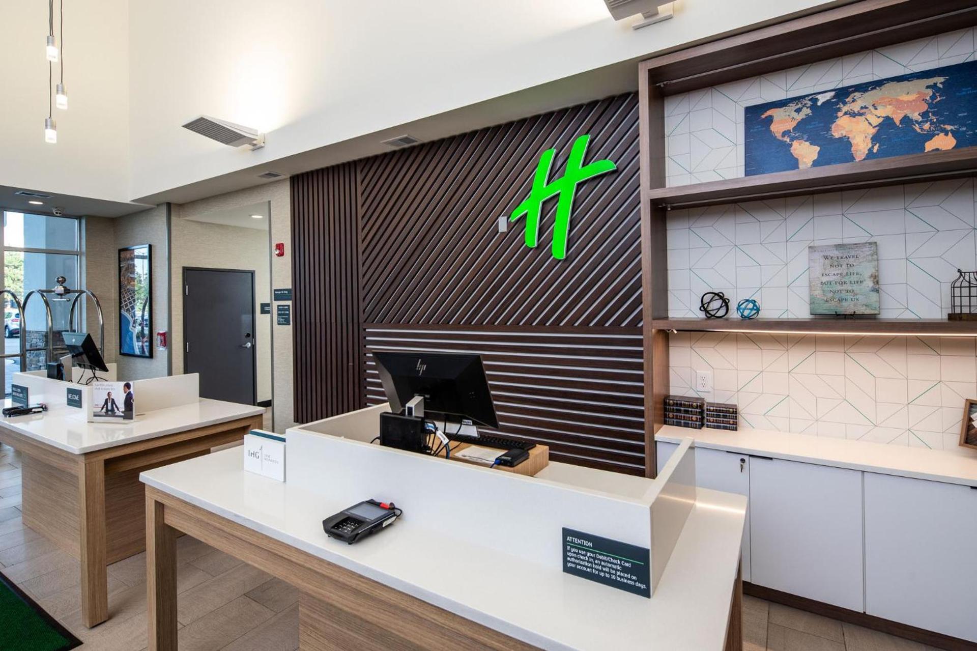 Holiday Inn & Suites Detroit - Troy by IHG photo 88