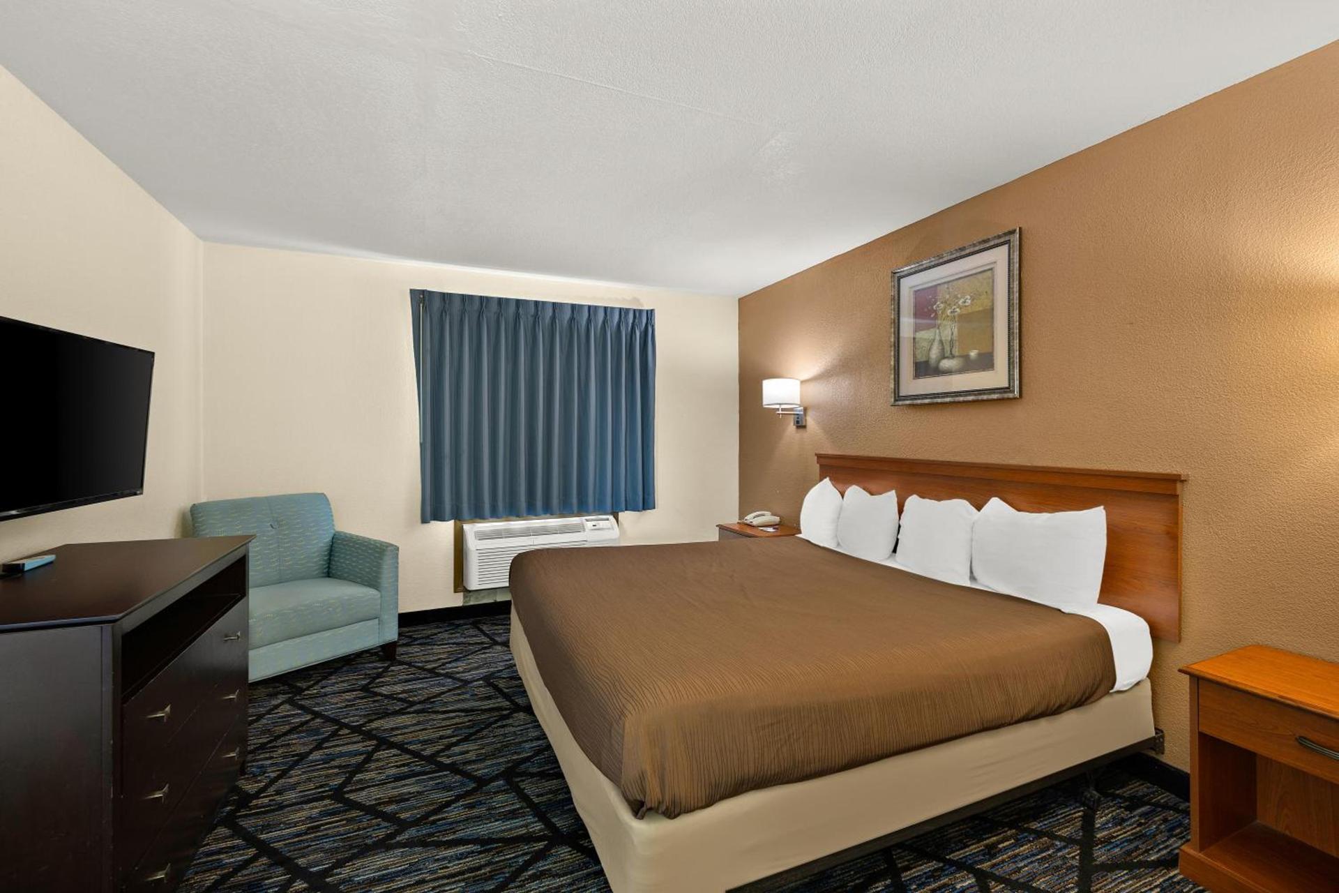 Americas Best Value Inn-Celina photo 14