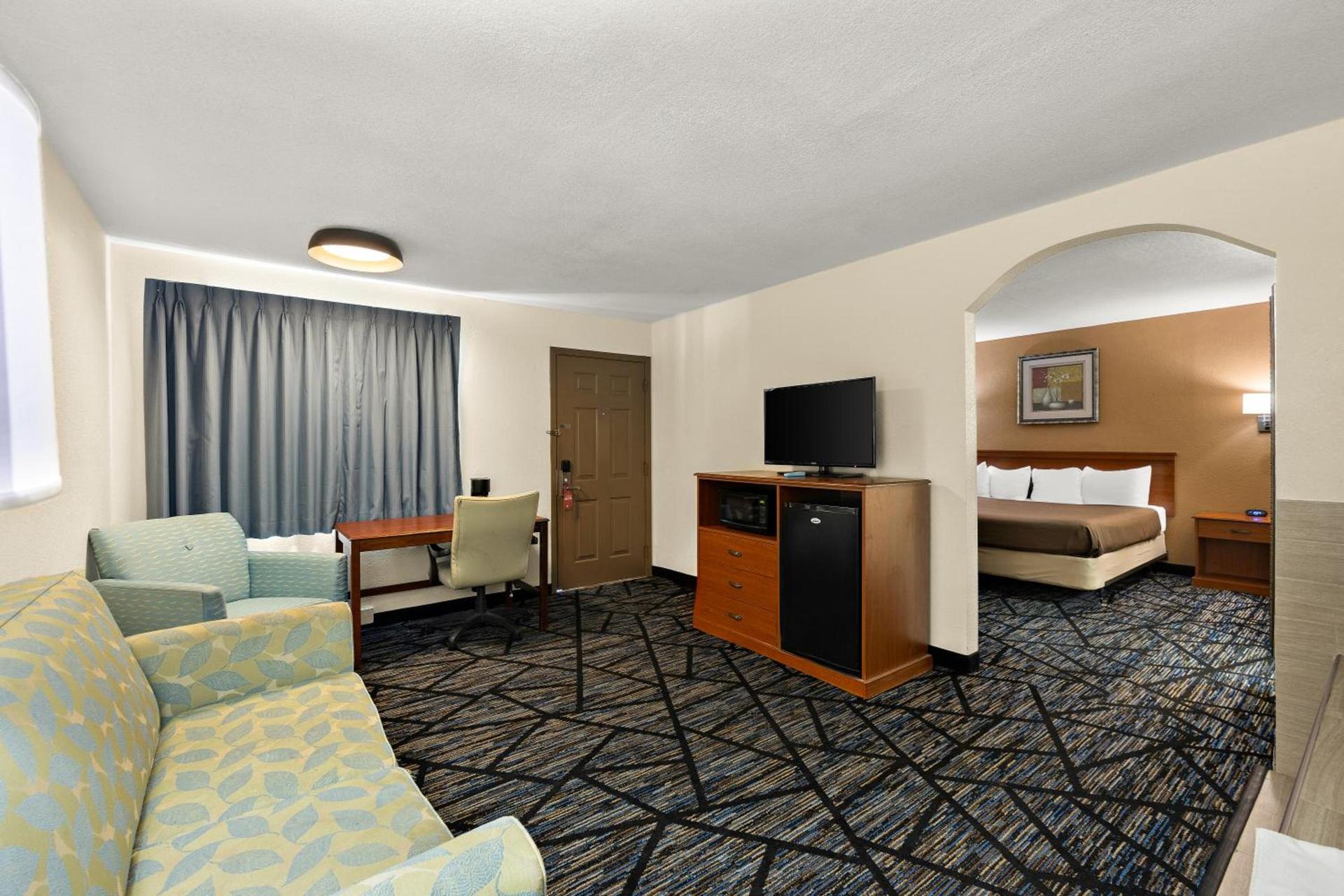 Americas Best Value Inn-Celina photo 13