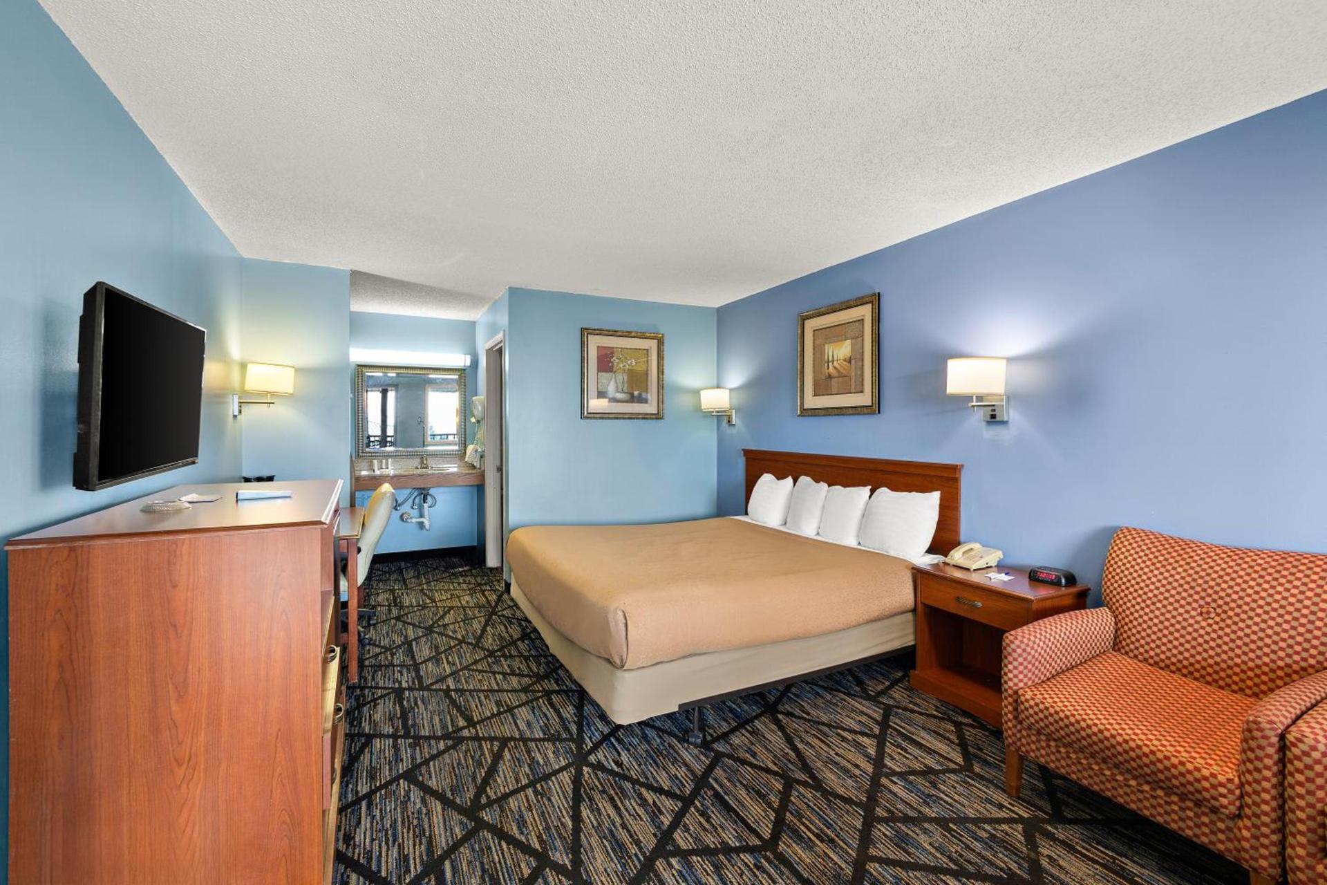 Americas Best Value Inn-Celina photo 16