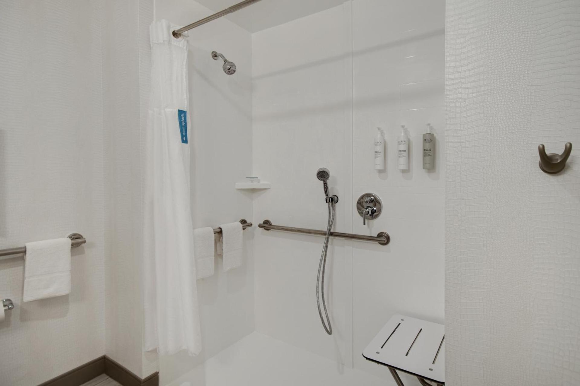 Hampton Inn Queen Creek, AZ photo 8