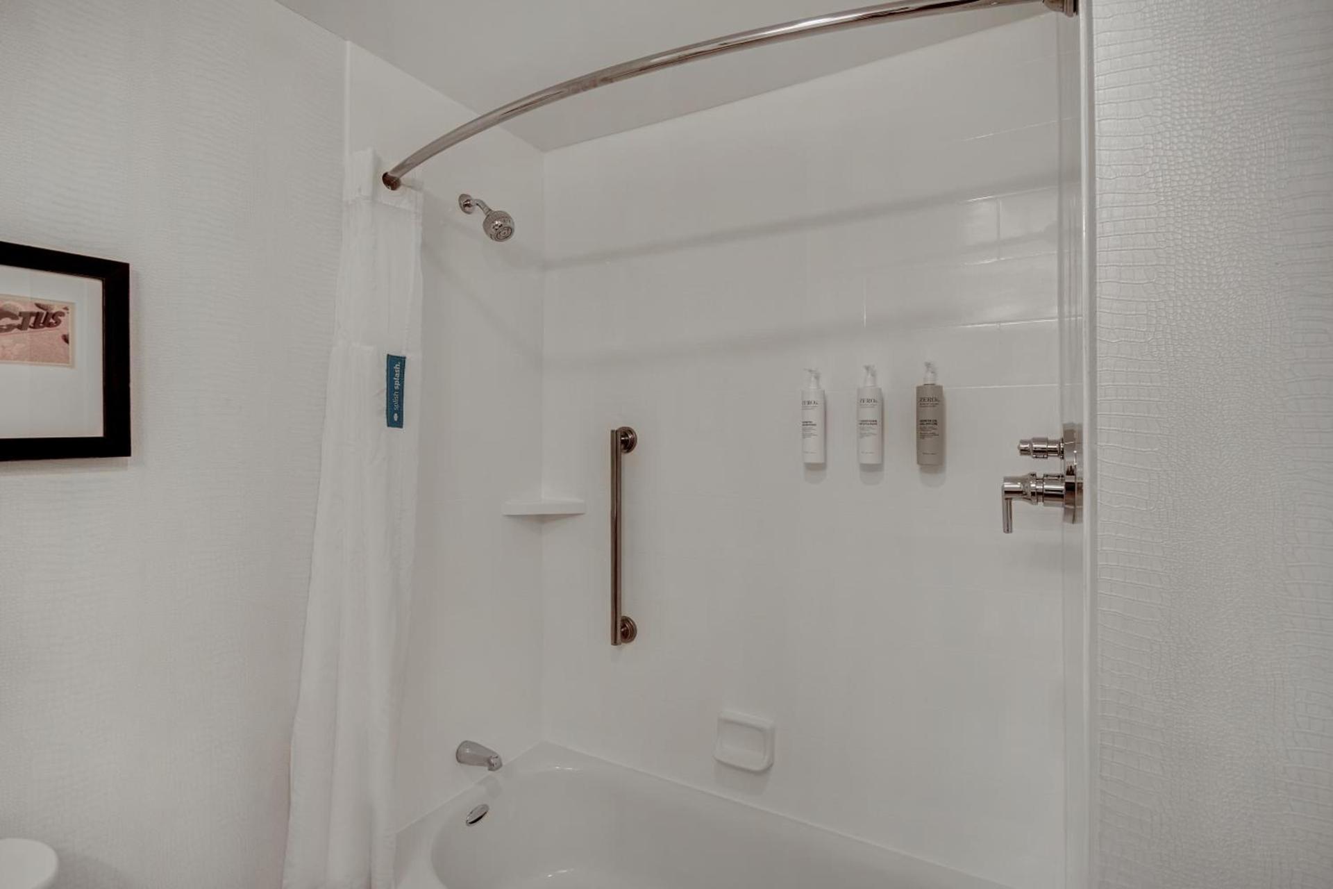 Hampton Inn Queen Creek, AZ photo 12